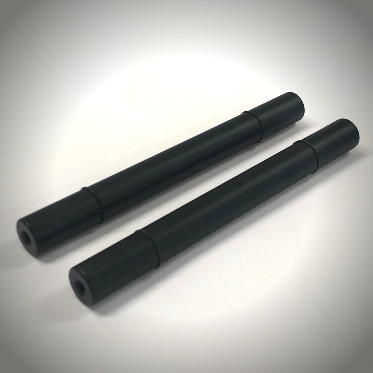 Cork-Forward Wine Peg | Mono