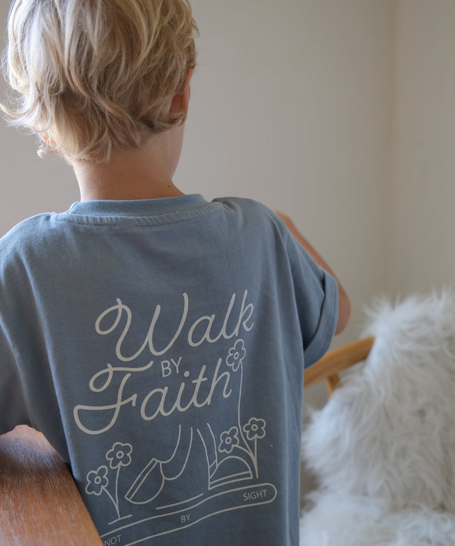 Kinder T-Shirt "Walk by Faith"