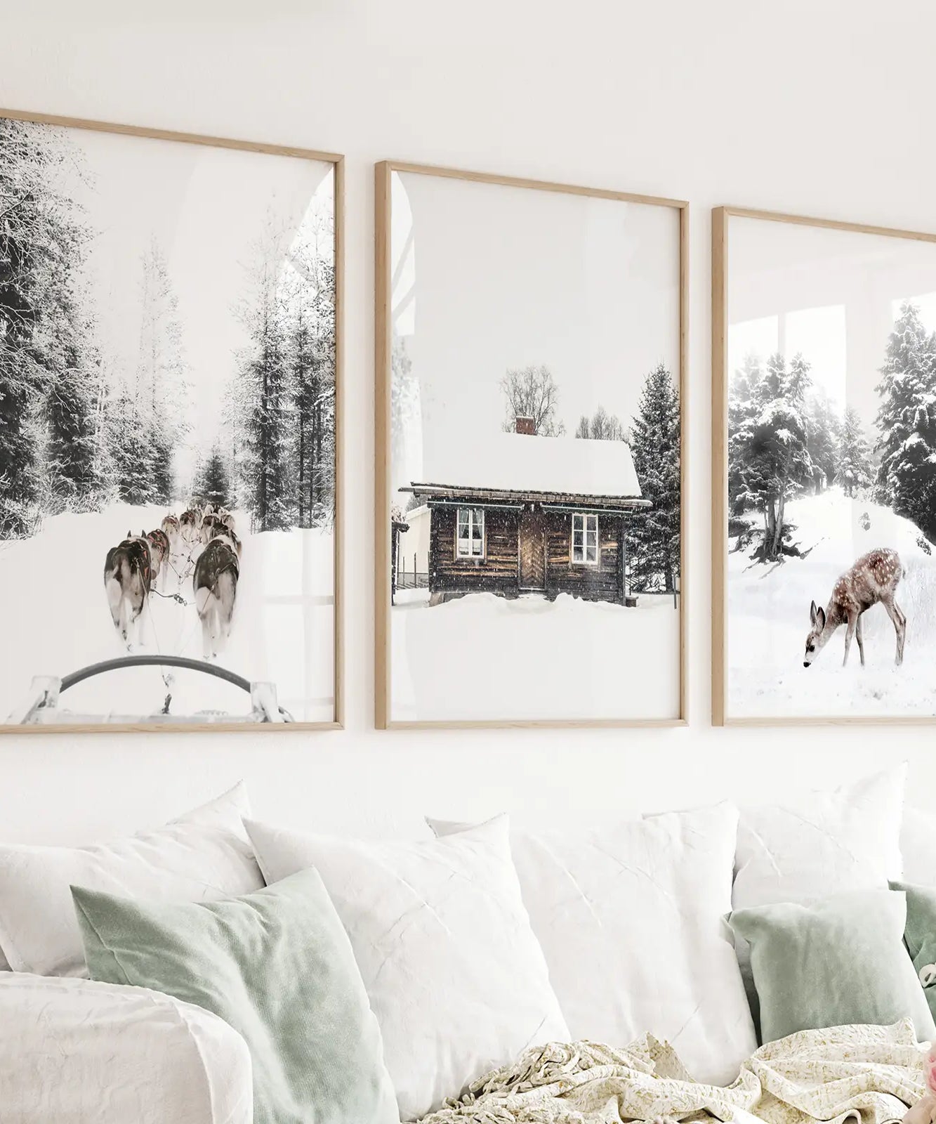 Weihnachtsstimmung 3er-Set Kunstdrucke. Rehkitz, Blockhütte, Schlittenfahrt