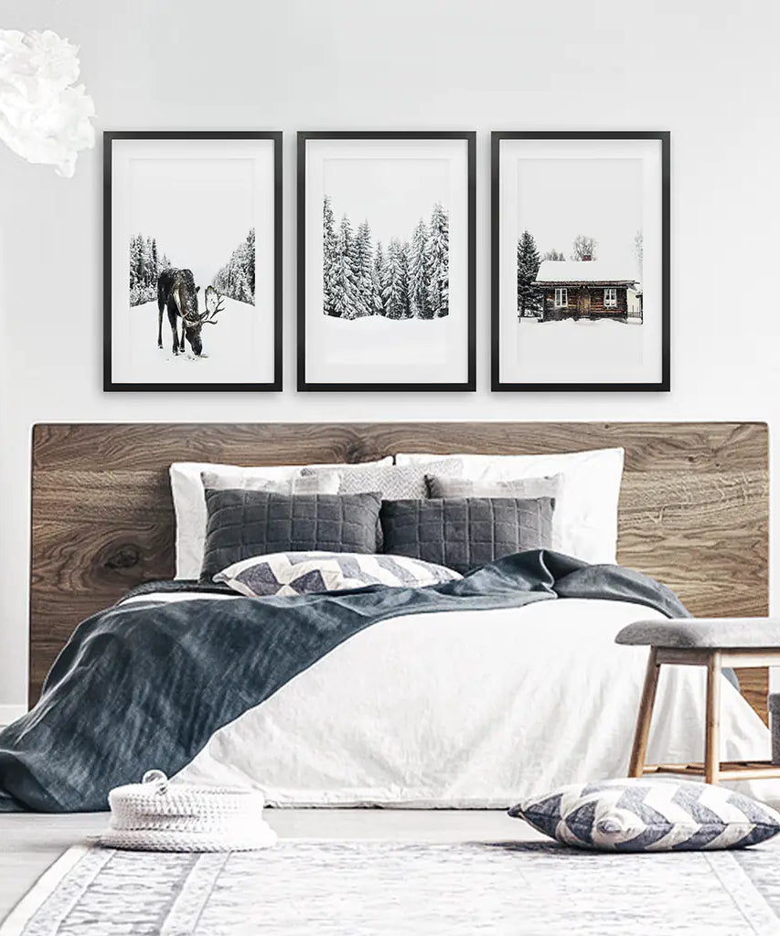 Winterliches Triptychon mit Elch, Blockhütte und Wald