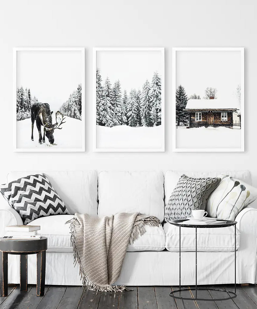 Winterliches Triptychon mit Elch, Blockhütte und Wald