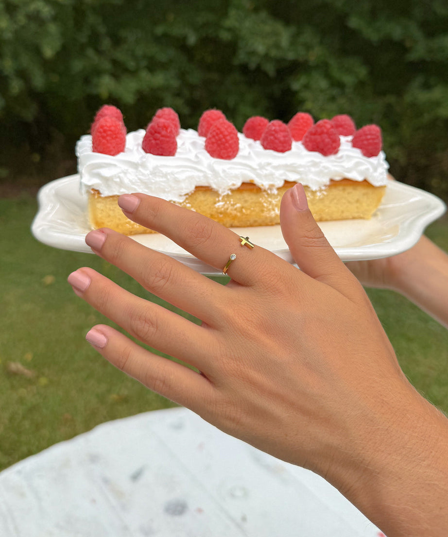 Wrapped Cross Gem Ring