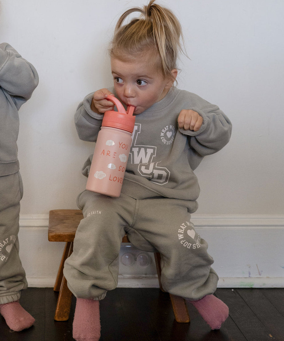Du wirst so geliebt Kinder-Trinkflasche