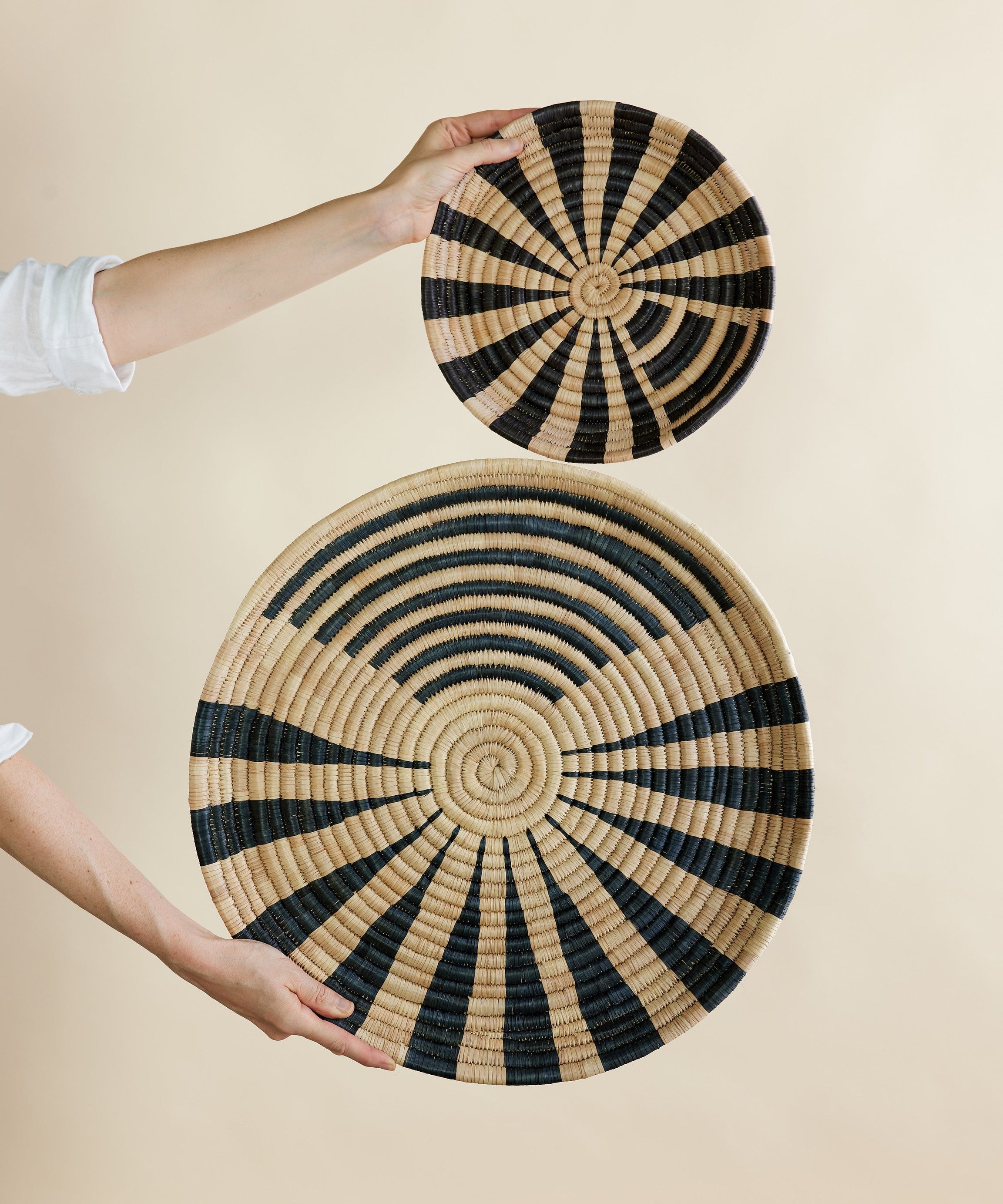 Zulo Woven Wall Disc