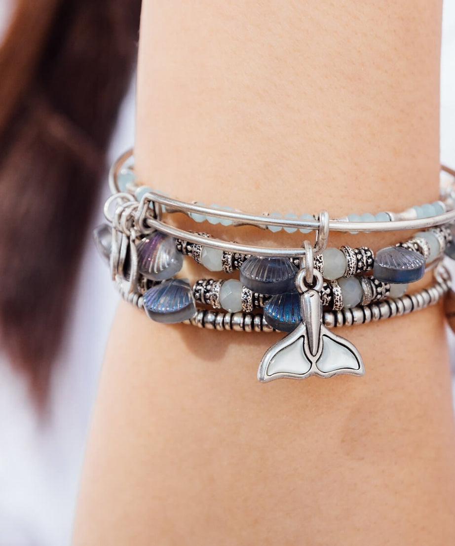 Whale Tail Charm Bangle