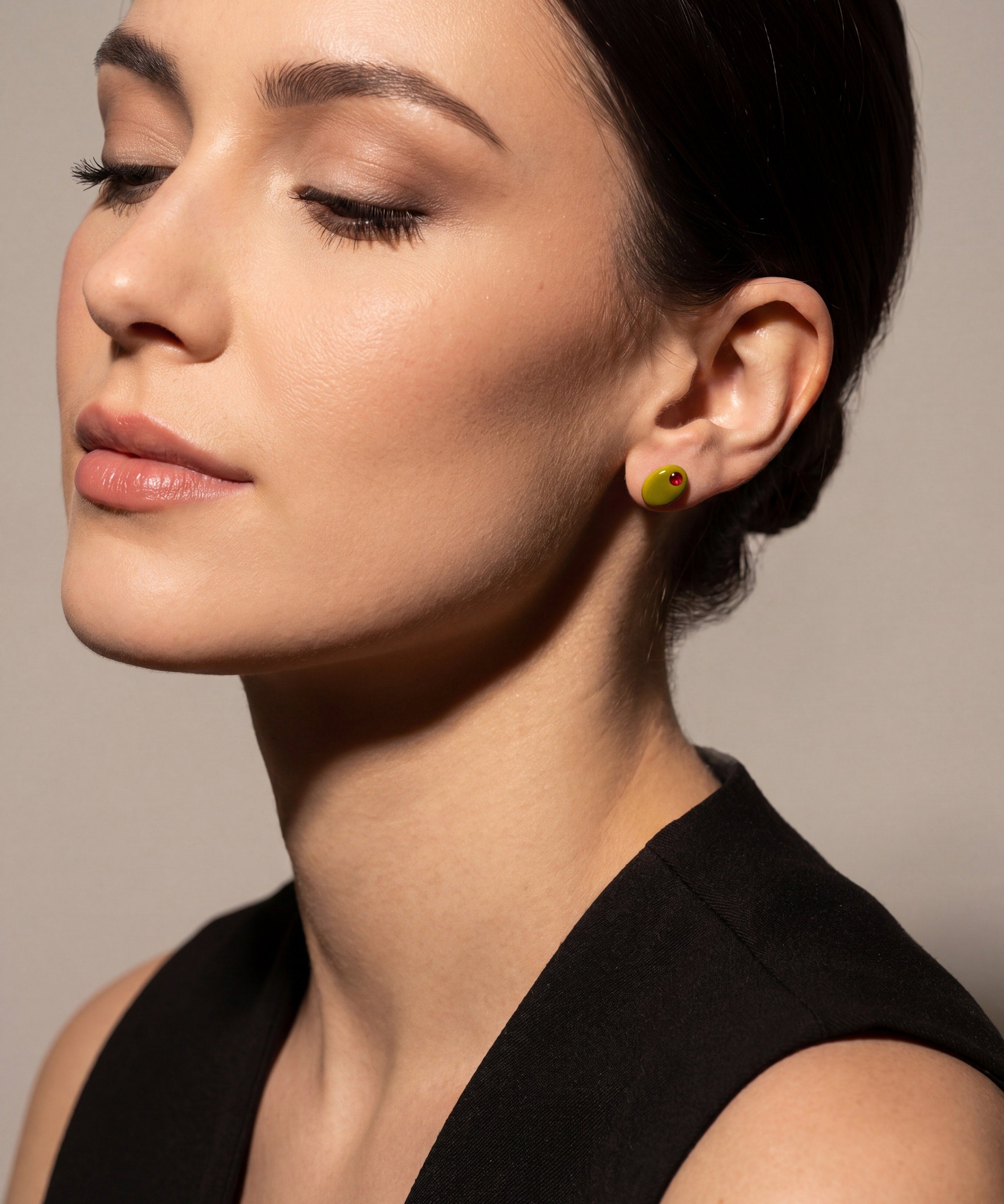 Pasta Girl Stud Earrings Set Of 2