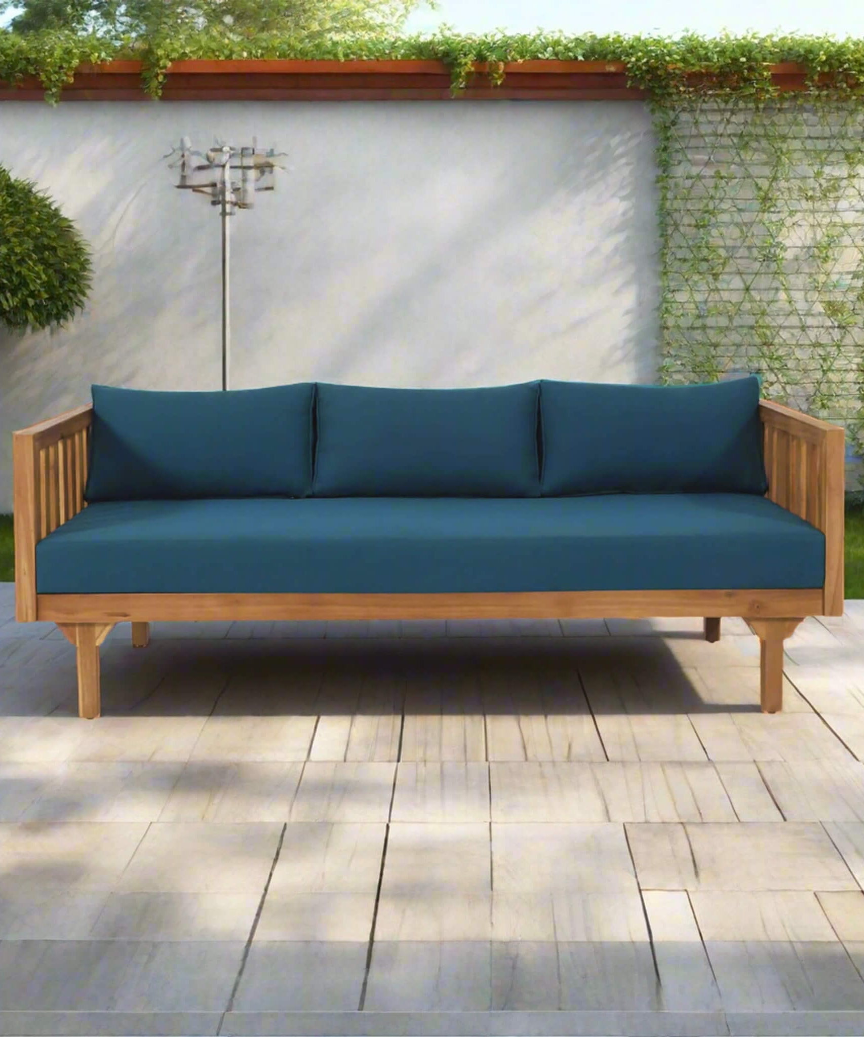Alora 3-Seater Acacia Wood Daybed Sofa With Water-Resistant Cushions (SAK65773)