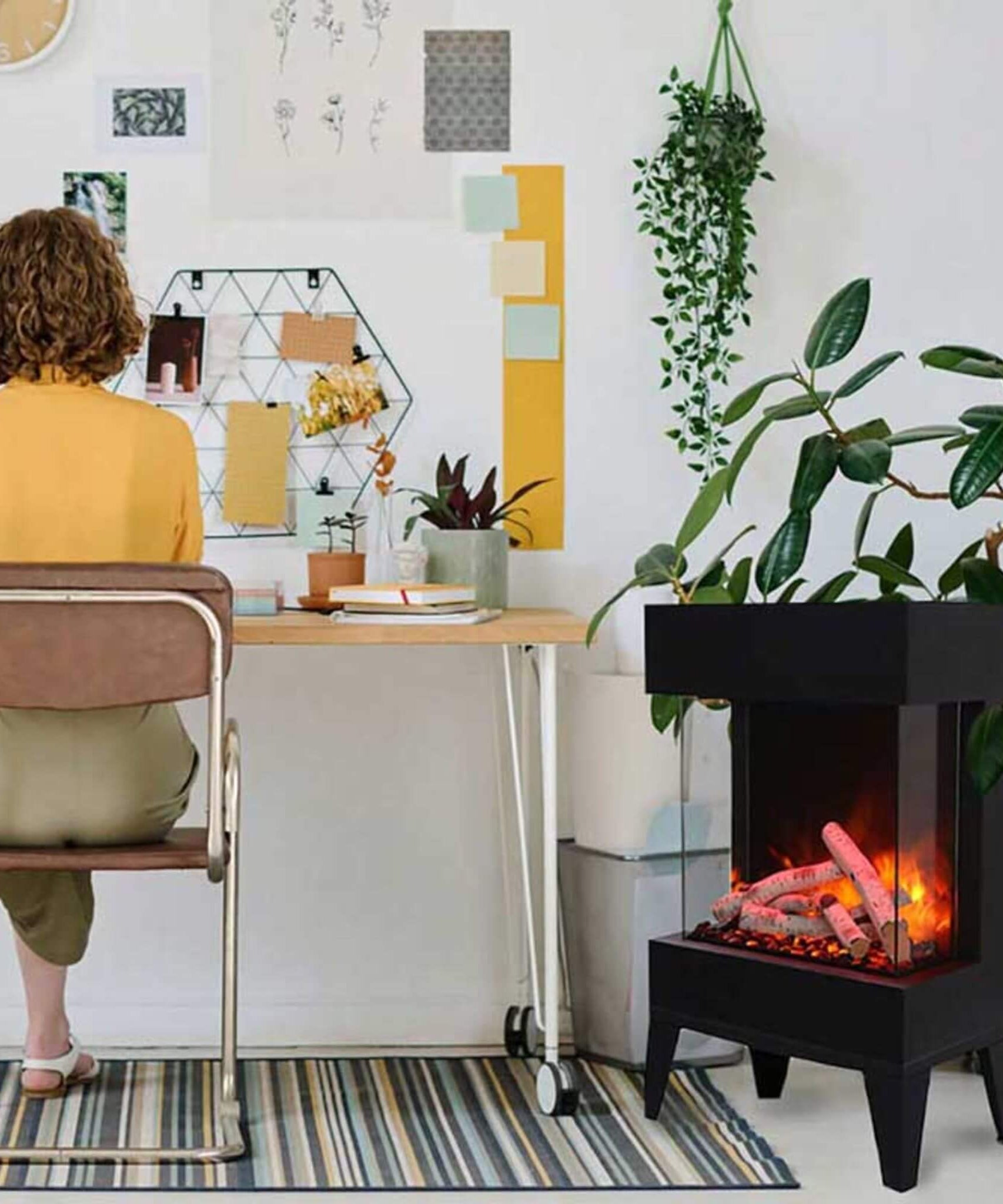 Amantii Cube 2025WM Freestanding Electric Fireplace [CUBE-2025WM] (SAK16508)