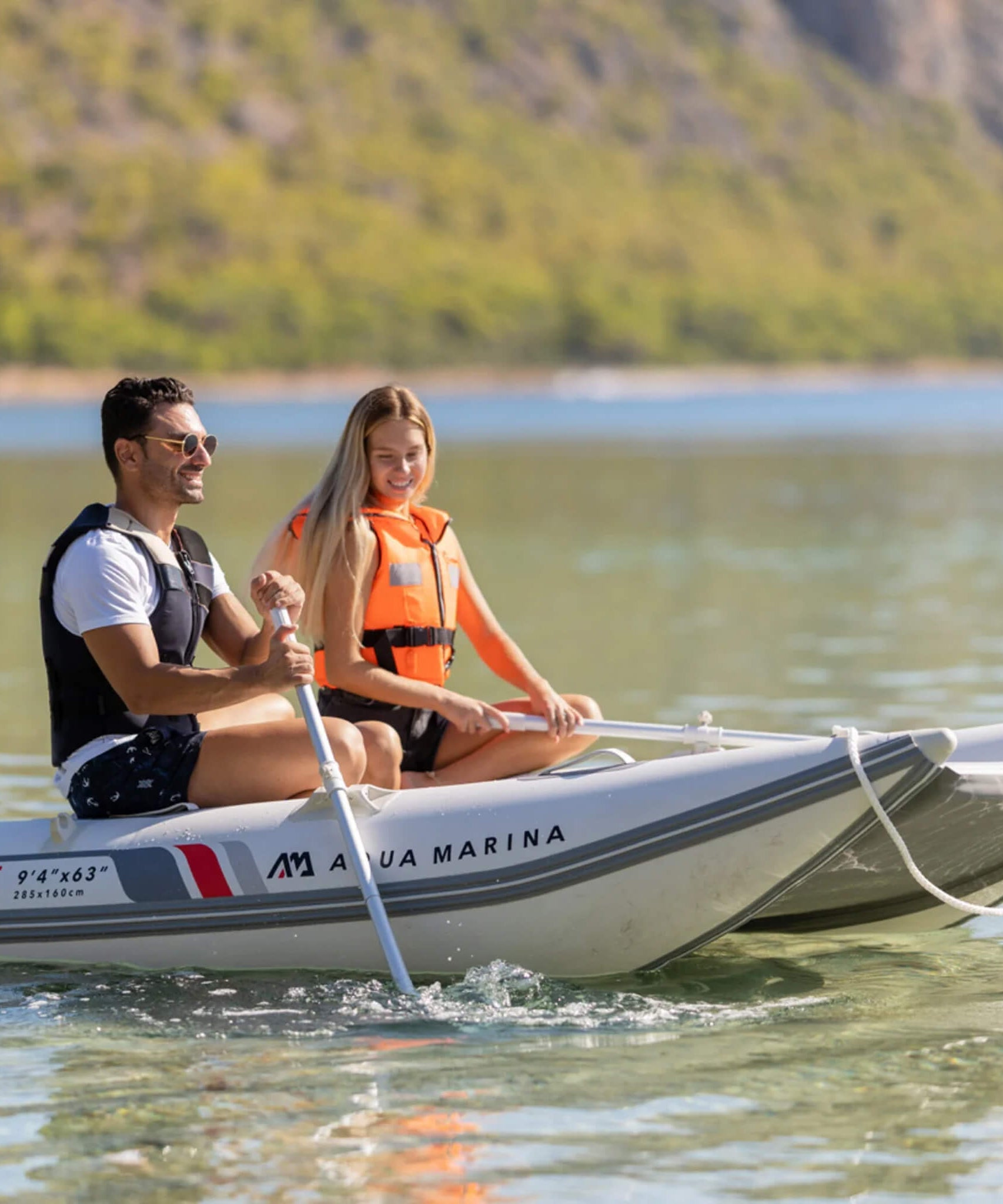 Aqua Marina Aircat 11FT 5-Person High-Speed Inflatable Catamaran With DWF Air Deck [BT-AC335] (SAK10650)