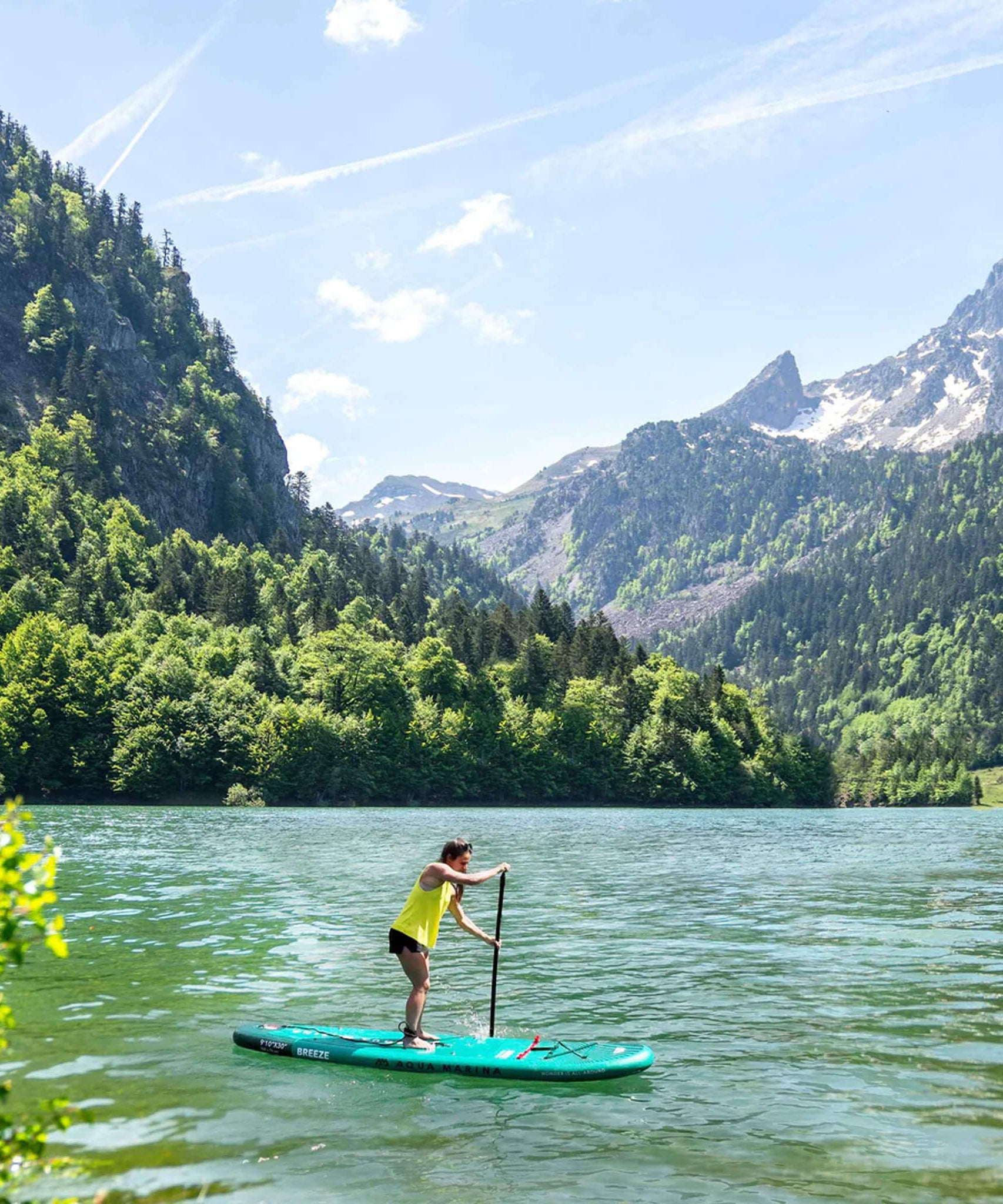 Aqua Marina Breeze 9FT Green Compact Inflatable SUP With Drop Stitch Light Technology [BT-23BRP] (SAK68745)