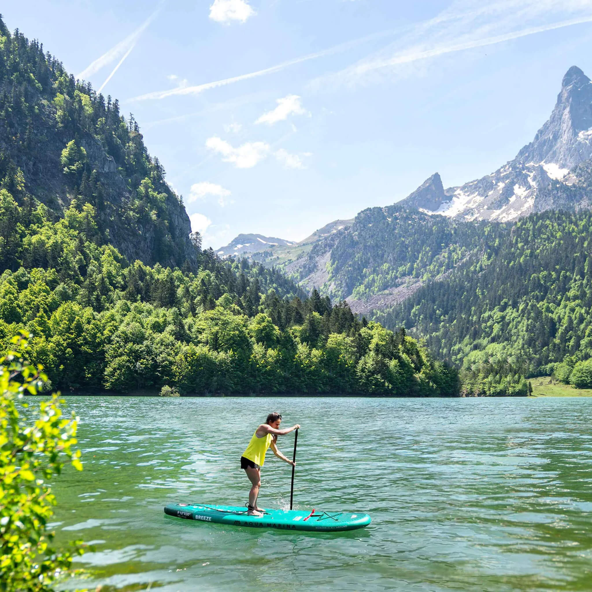 Aqua Marina Breeze 9FT Green Compact Inflatable SUP With Drop Stitch Light Technology [BT-23BRP] (SAK68745)