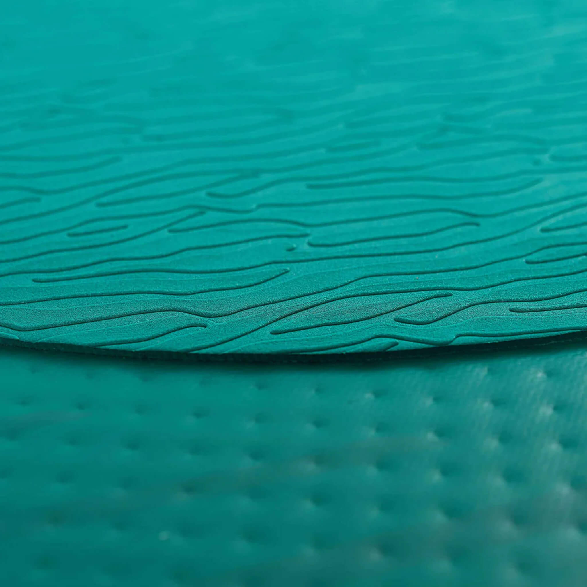 Aqua Marina Breeze 9FT Green Compact Inflatable SUP With Drop Stitch Light Technology [BT-23BRP] (SAK68745)