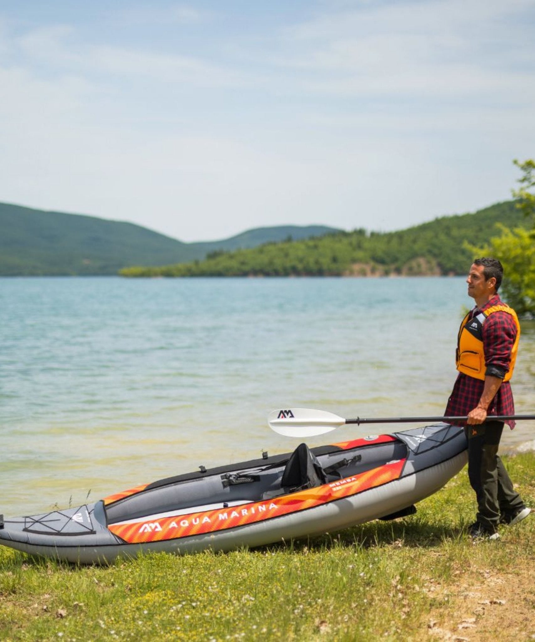 Aqua Marina Memba 330 10FT 1-Person Ultra Stiff Touring Kayak With Double Wall Fabric Floor [ME-330] (SAK56789)