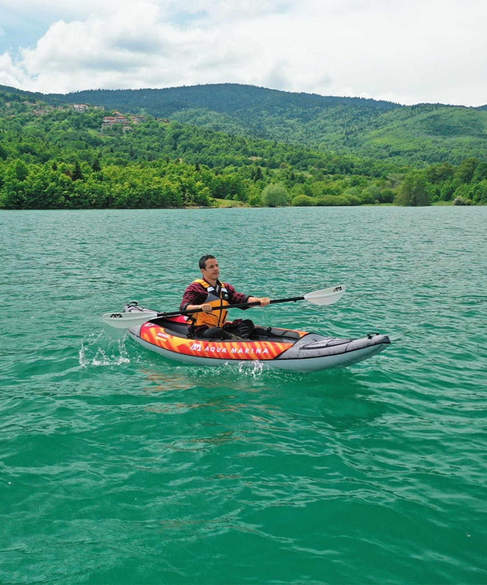 Aqua Marina Memba 330 10FT 1-Person Ultra Stiff Touring Kayak With Double Wall Fabric Floor [ME-330] (SAK56789)