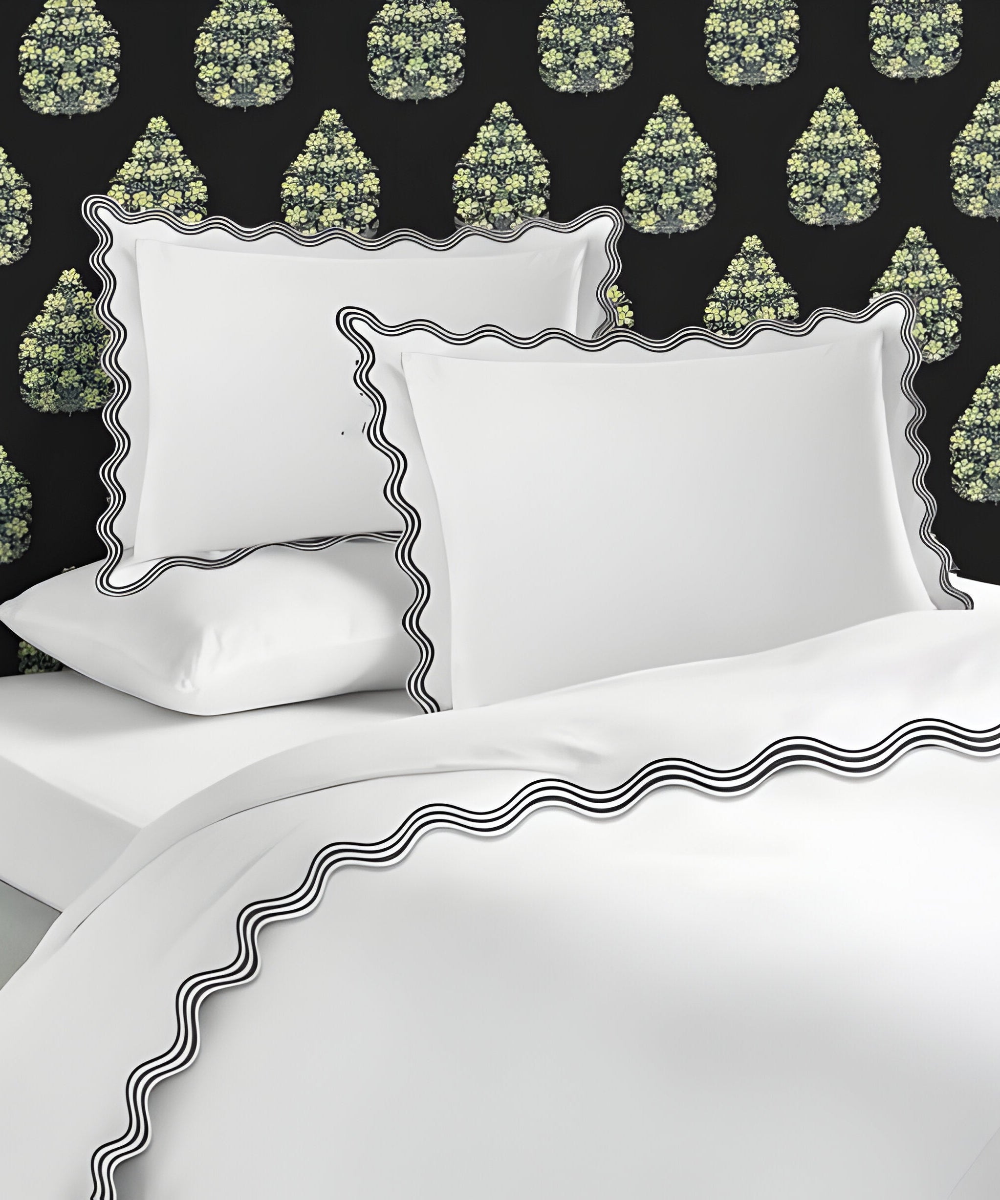 400TC Cotton Sateen Triple Scallop Embroidery Duvet Cover Set