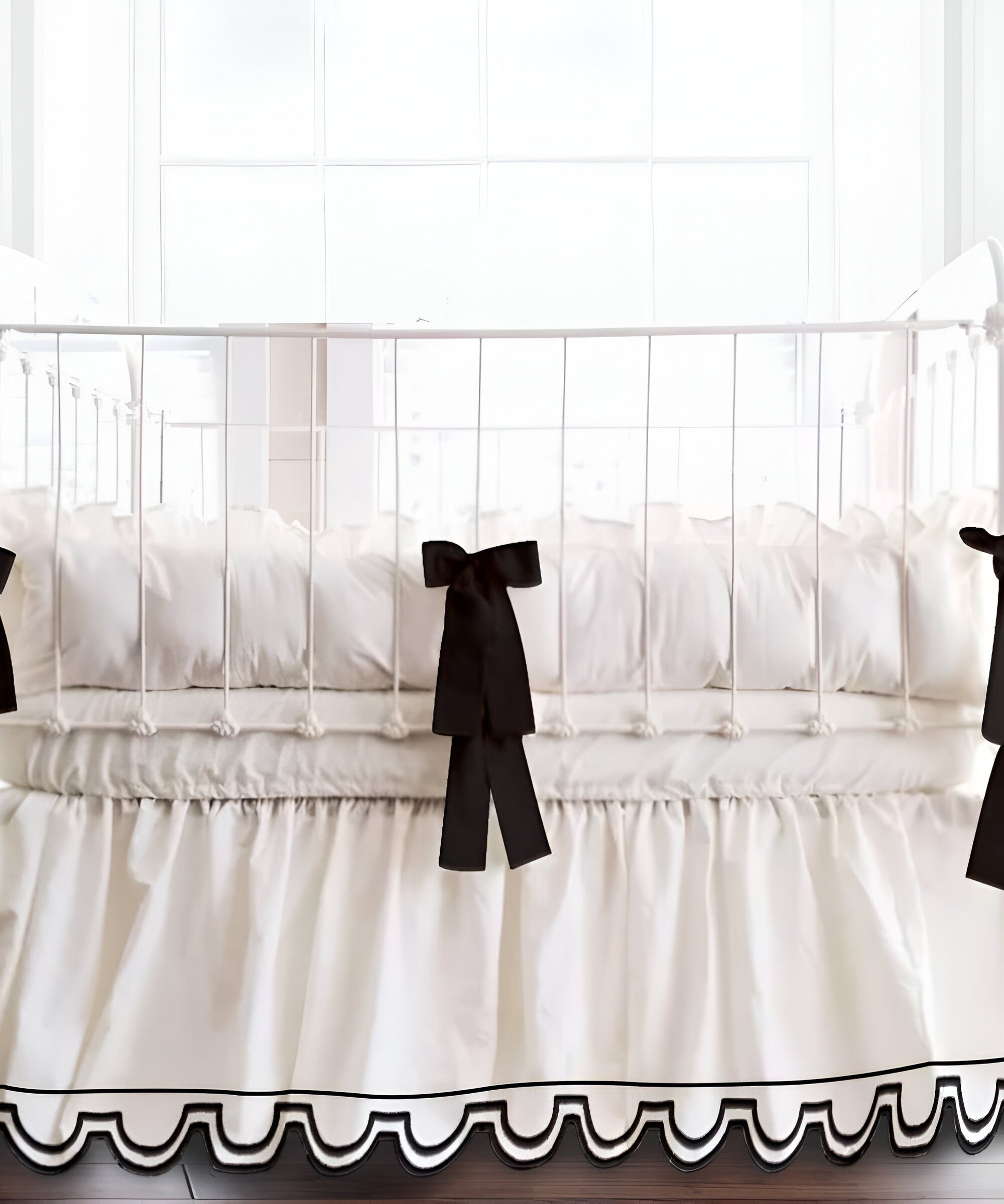 U Shape Scallop Embroidery Cotton Gathered Crib Skirt