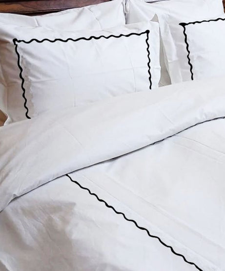Ava 400TC Cotton Scallop Embroidery Sateen Solid Duvet Cover Set