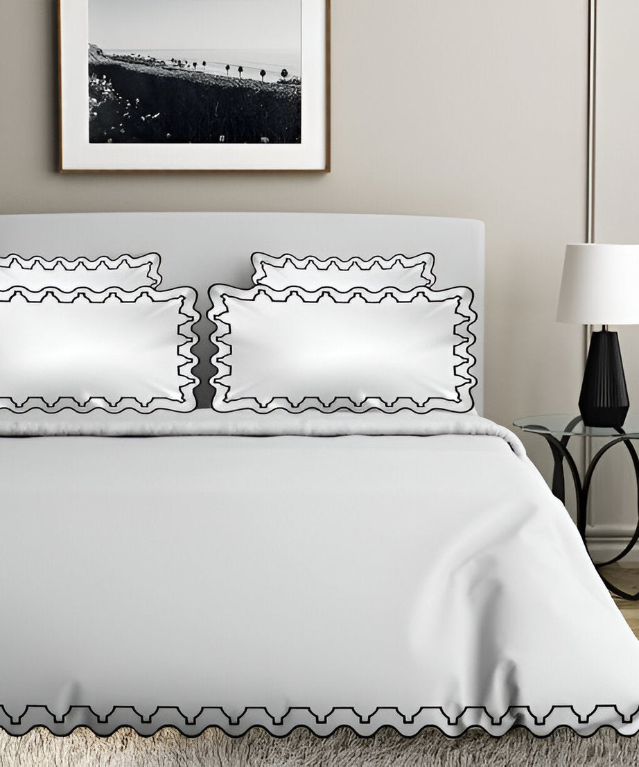 Imaginary Scallop 400TC Cotton Embroidery Sateen Solid Duvet Cover Set