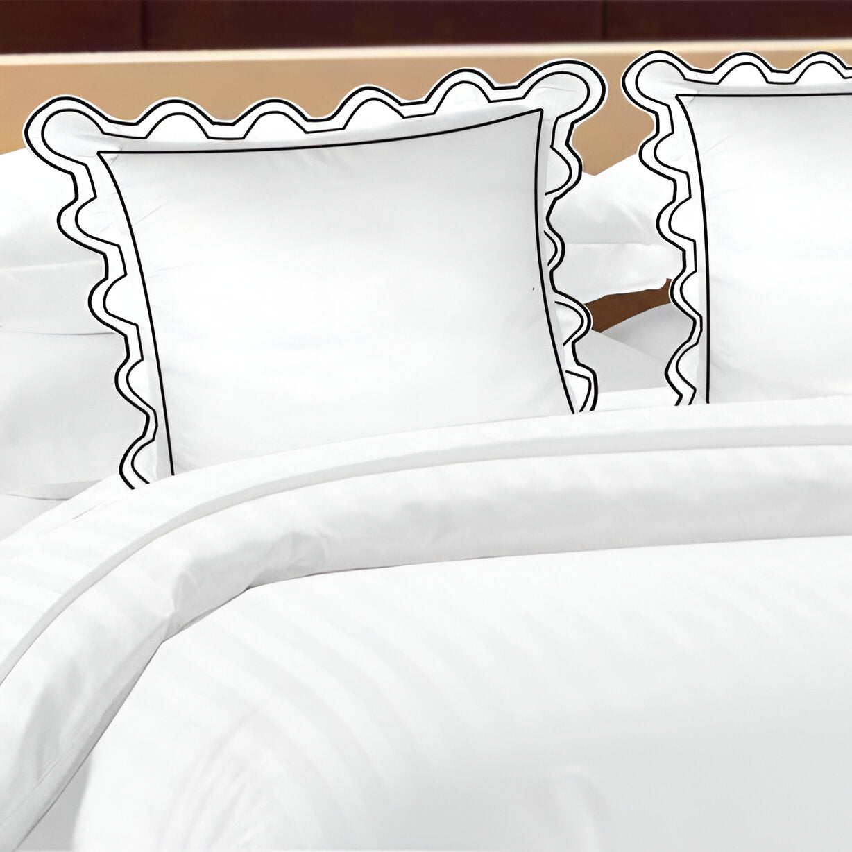 400TC U Shape Scallop Embroidery Cotton Duvet Cover Set