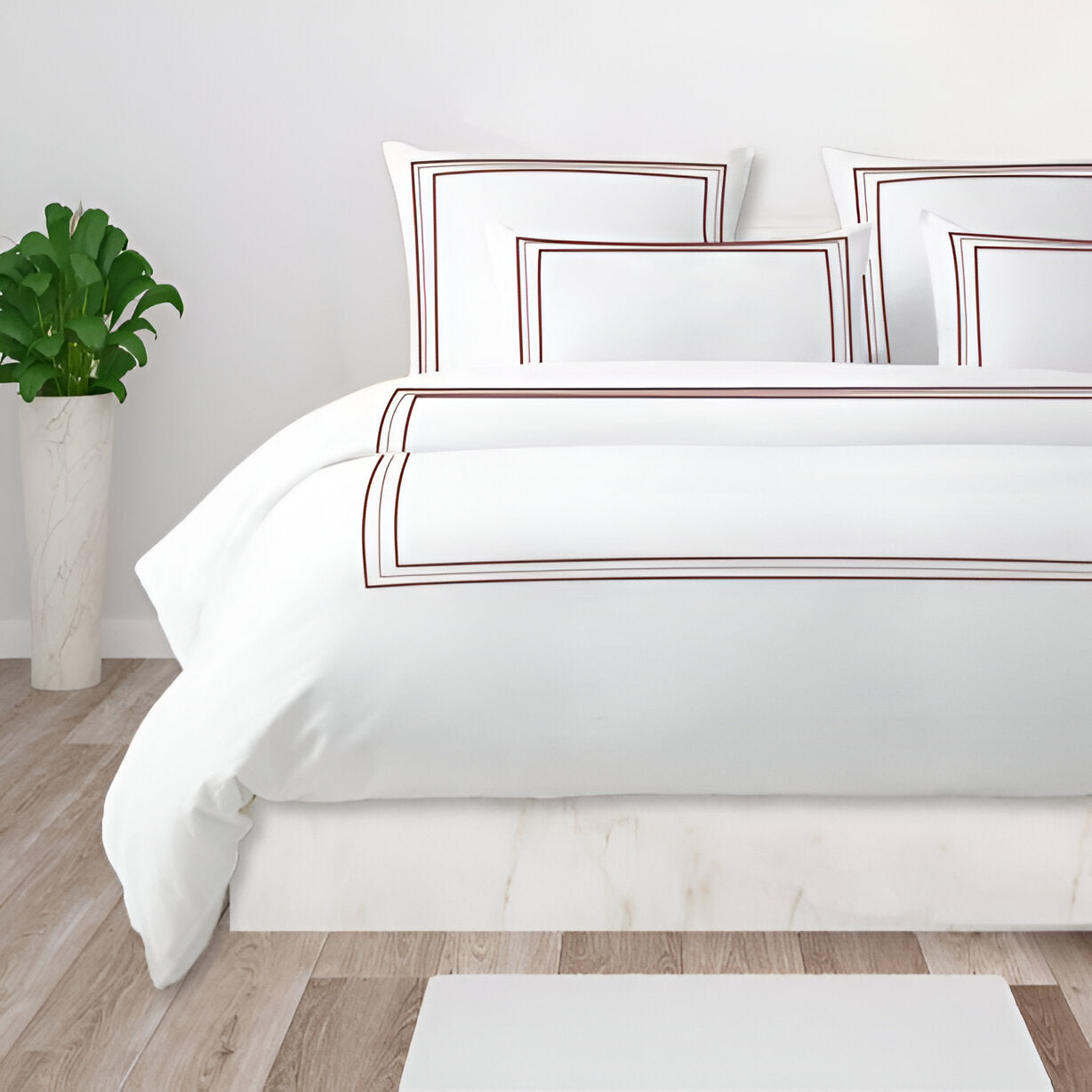 400TC Cotton Classic Embroidery Sateen Solid Duvet Cover Set