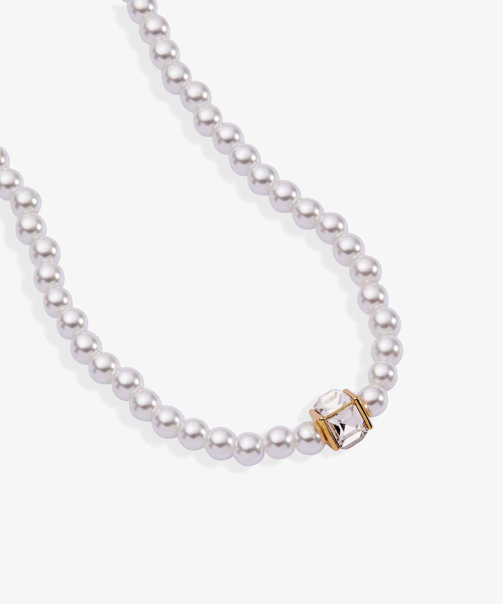 Crystal and Pearl Beaded Necklace