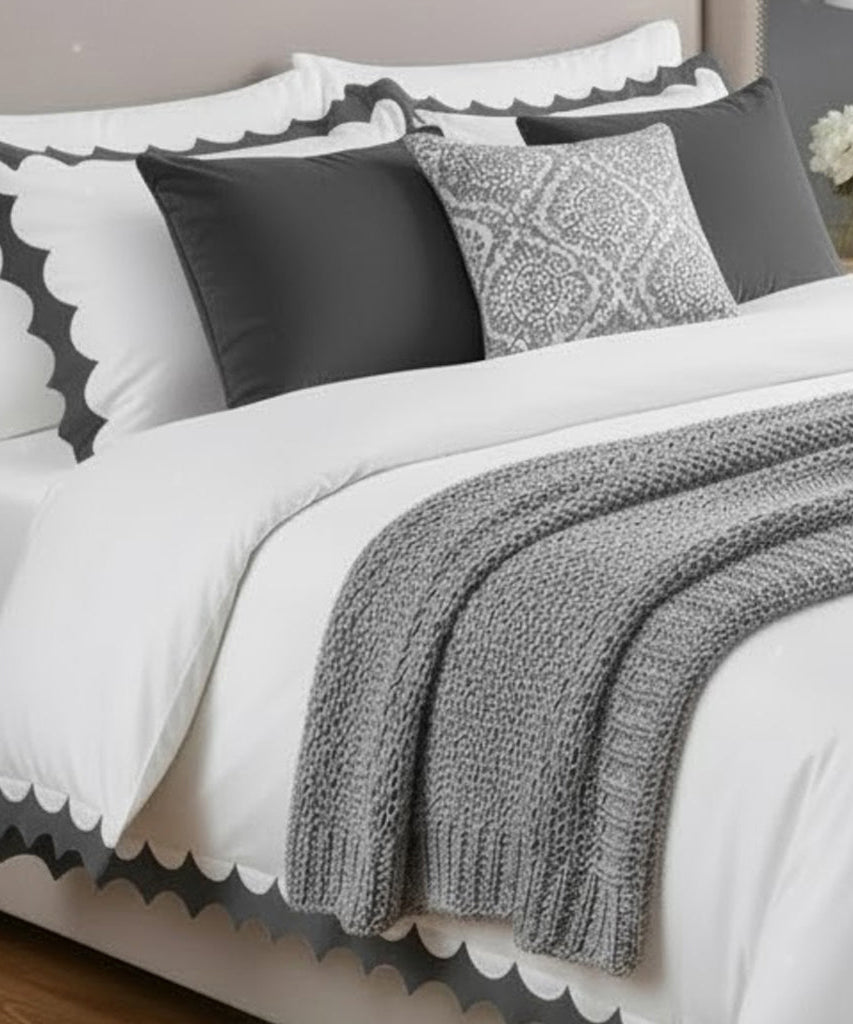 Reverse Scalloped Applique Embroidery Cotton Duvet Cover Set