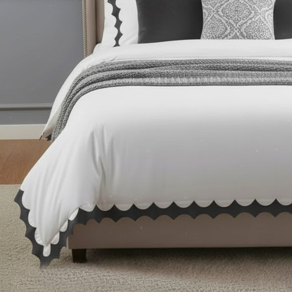 Reverse Scalloped Applique Embroidery Cotton Duvet Cover Set