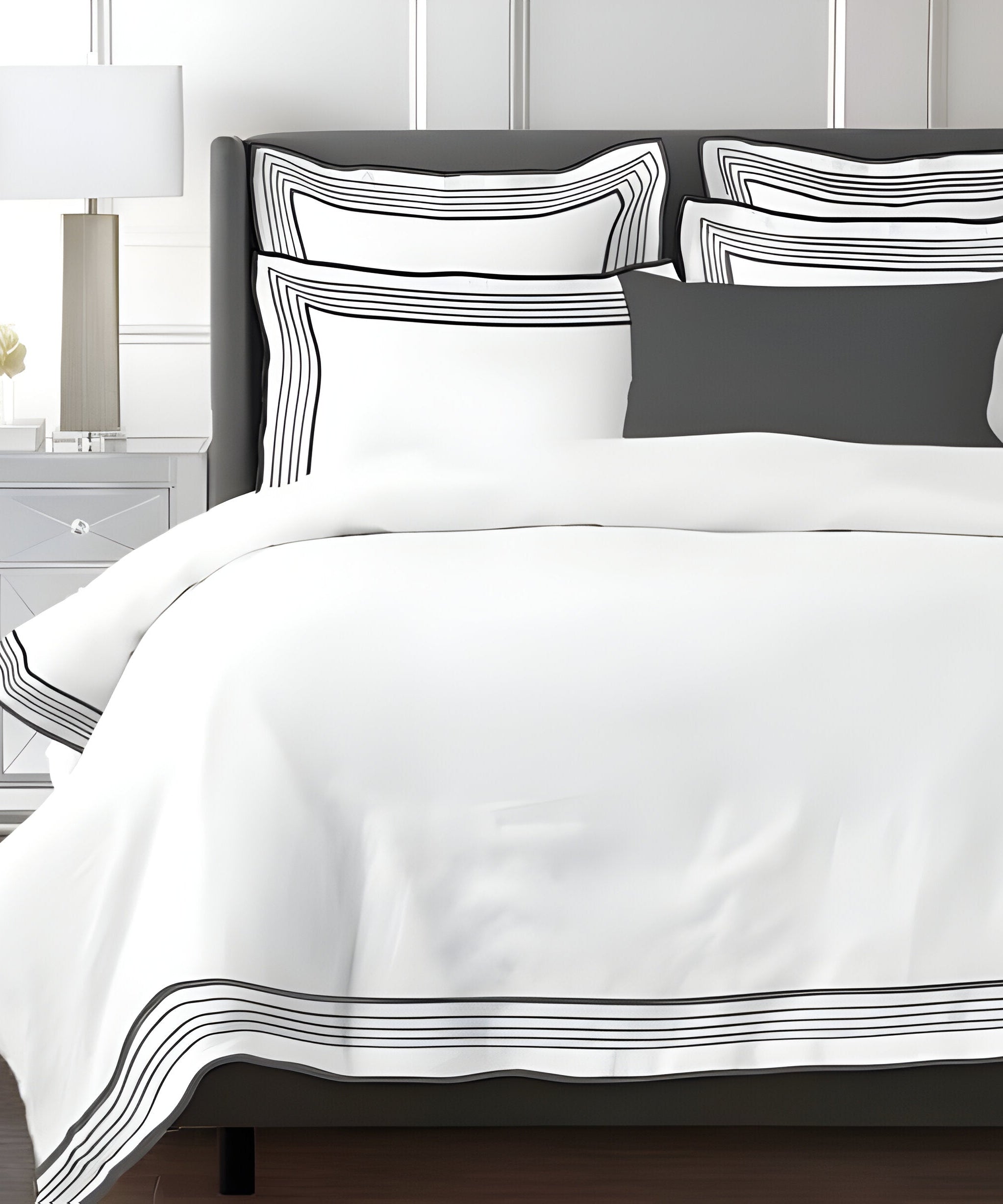 Smart Border 400TC Cotton Embroidery Sateen Solid Duvet Cover Set
