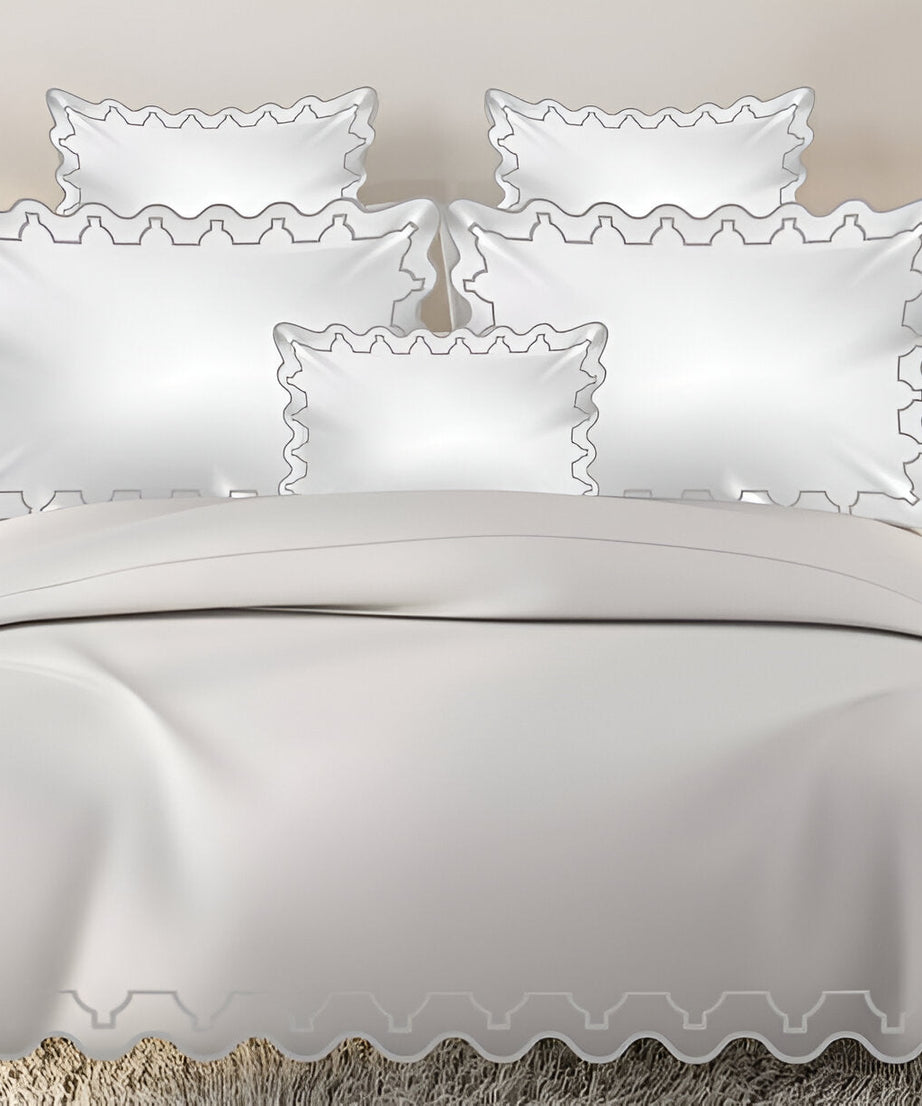Imaginary Scallop 400TC Cotton Embroidery Sateen Solid Duvet Cover Set