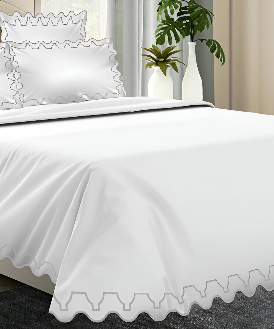 Imaginary Scallop 400TC Cotton Embroidery Sateen Solid Duvet Cover Set