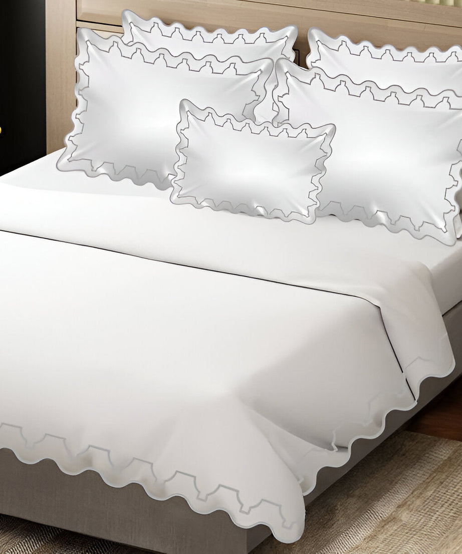 Imaginary Scallop 400TC Cotton Embroidery Sateen Solid Duvet Cover Set