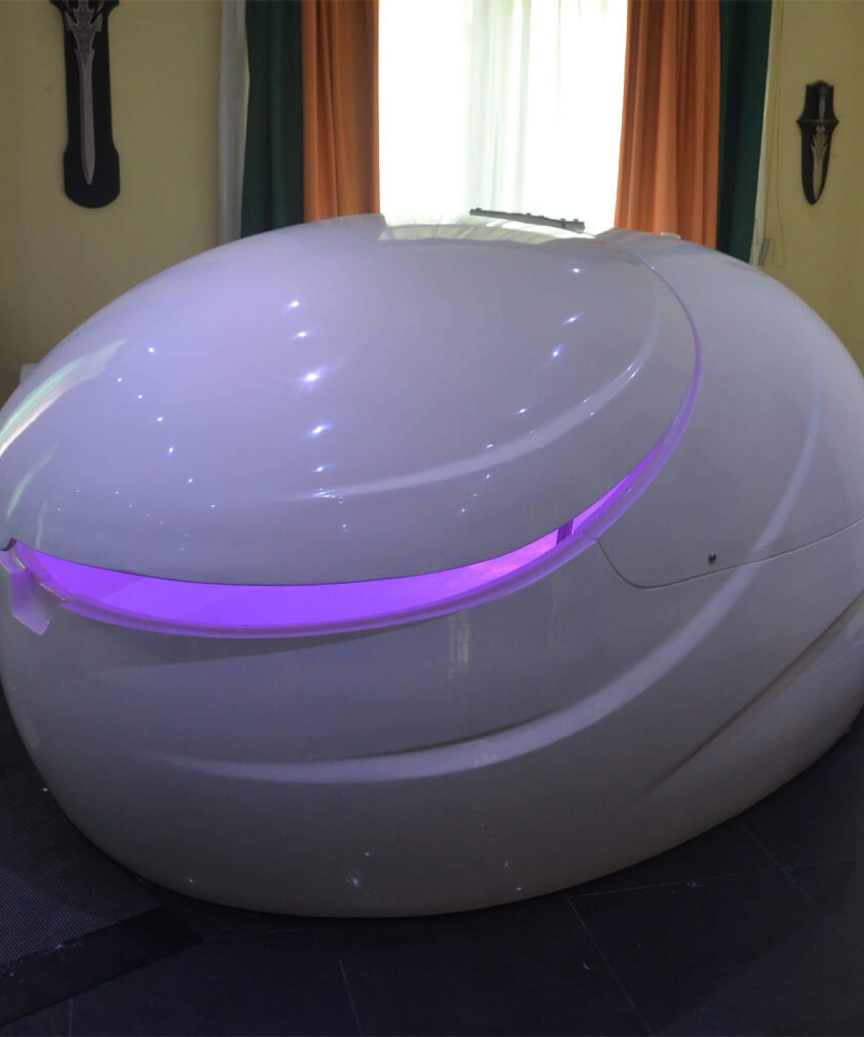 Dreampod V2 Commercial Home Flotation Sensory Isolation Tank Pod Spa [DPFP201WPE] (SAK93817)