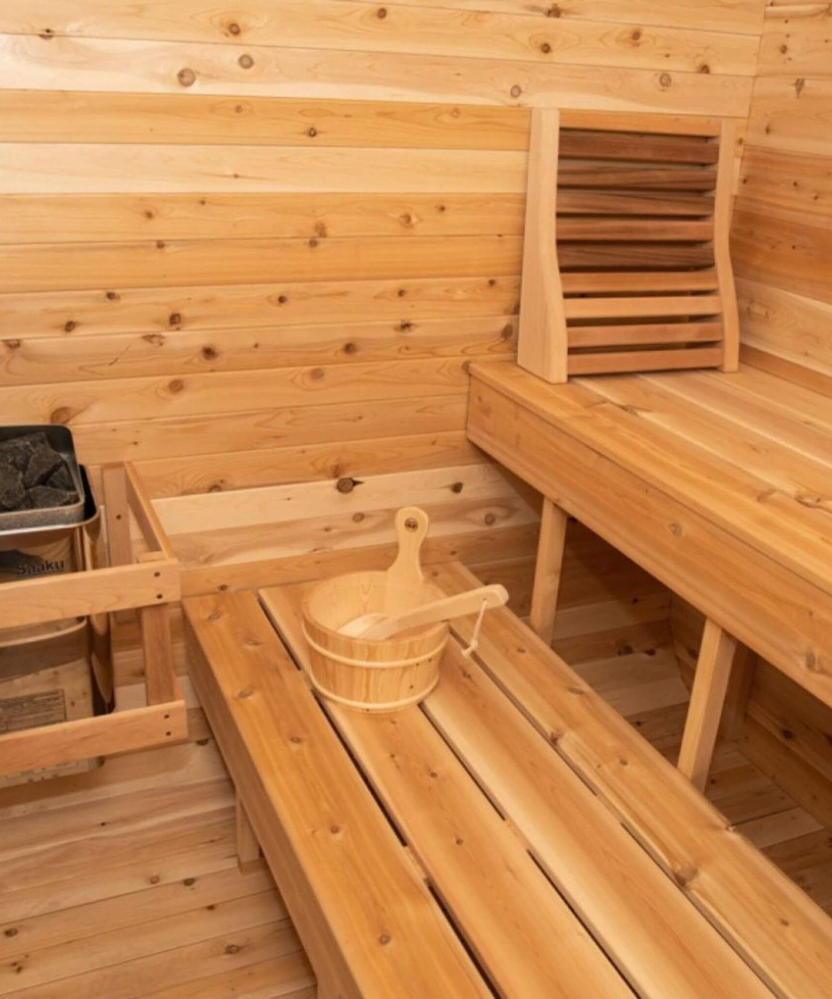 Dundalk Leisurecraft 4-Person Canadian Timber Luna Cube Sauna With Sloped Roof And Front Window [CTC22LU] (SAK96475)