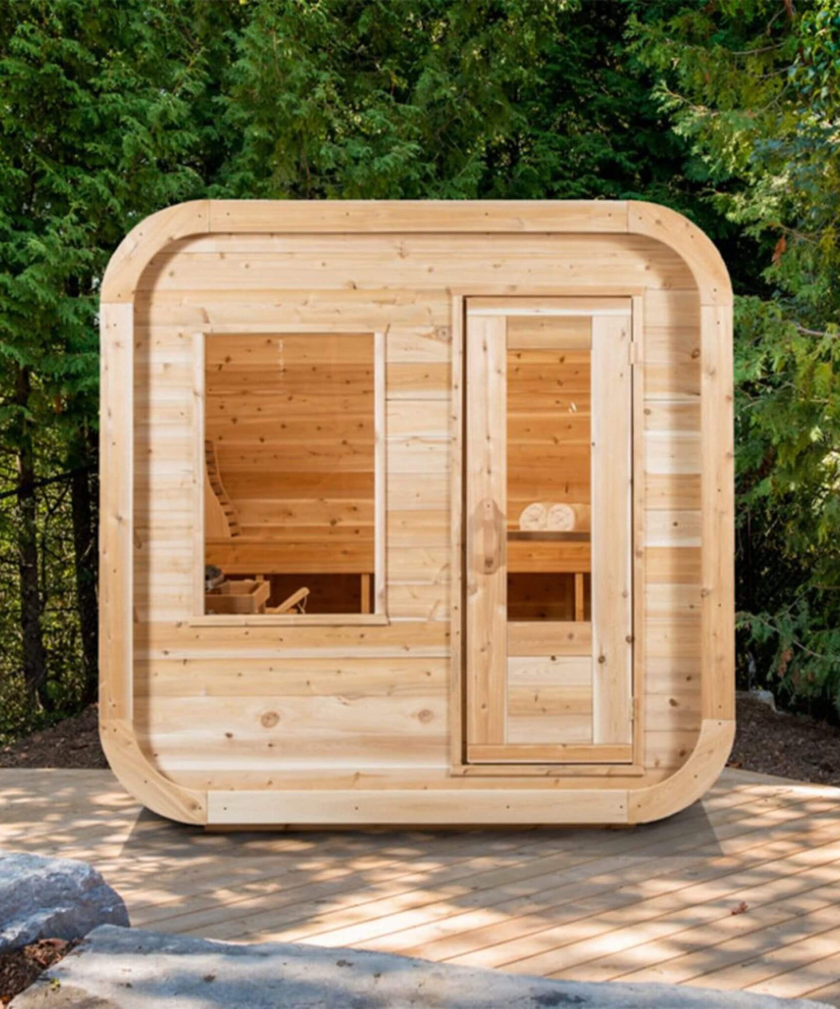 Dundalk Leisurecraft 4-Person Canadian Timber Luna Cube Sauna With Sloped Roof And Front Window [CTC22LU] (SAK96475)