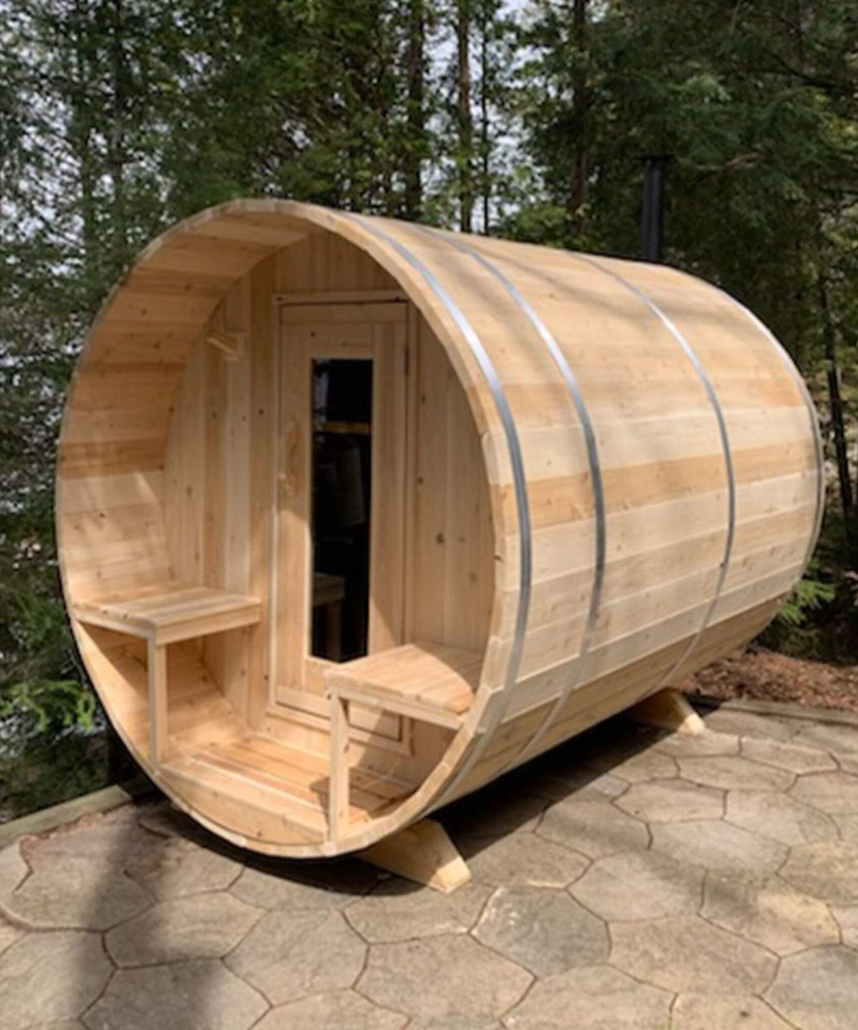 Dundalk Leisurecraft 4-Person Canadian Timber Serenity Barrel Sauna With Solid Wood Benches [CTC2245W] (SAK94862)