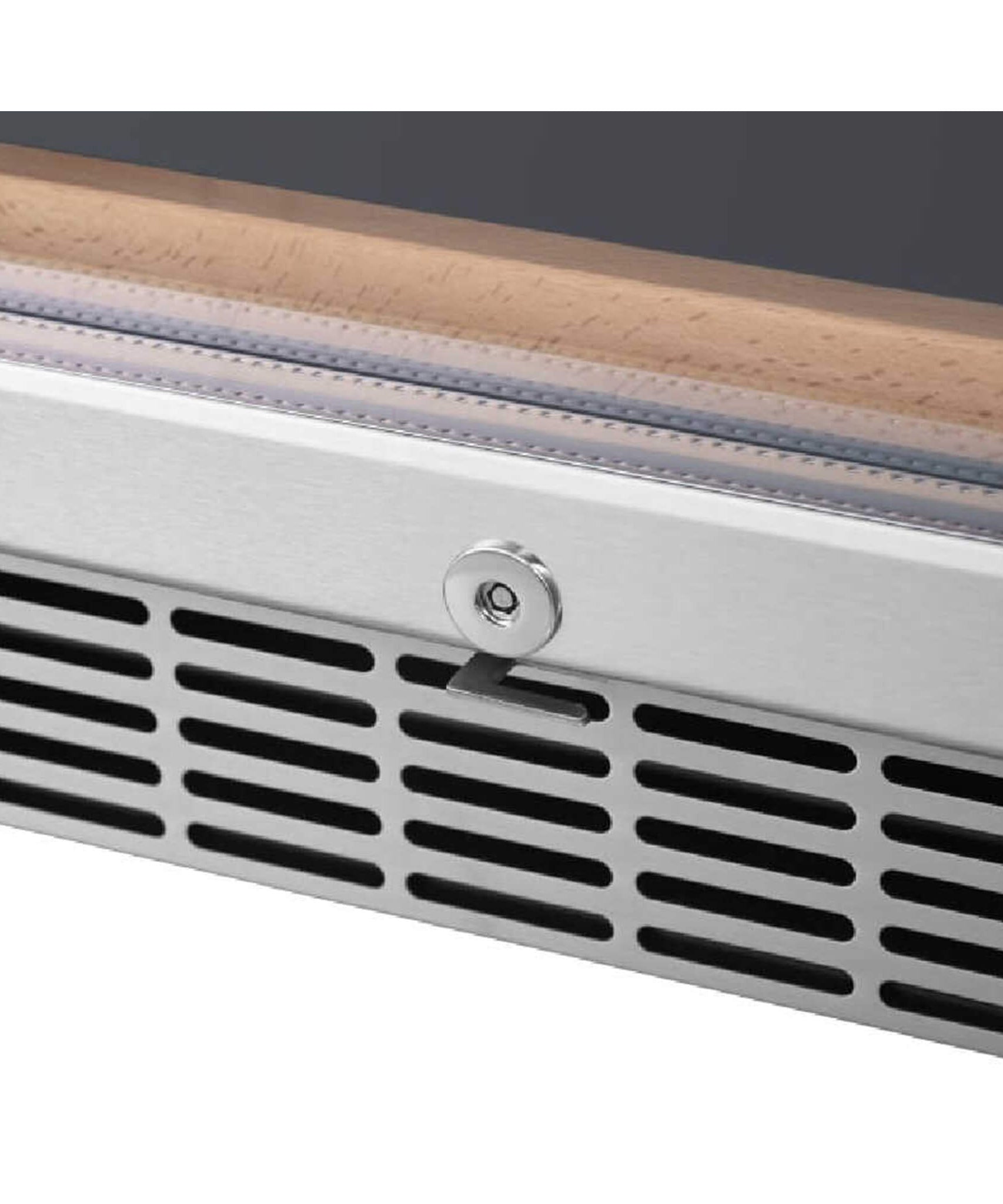 Edgestar 24-Inch Wide 151 Bottle Capacity Freestanding Single Zone Wine Cooler With Even Cooling Technology (SAK30756)