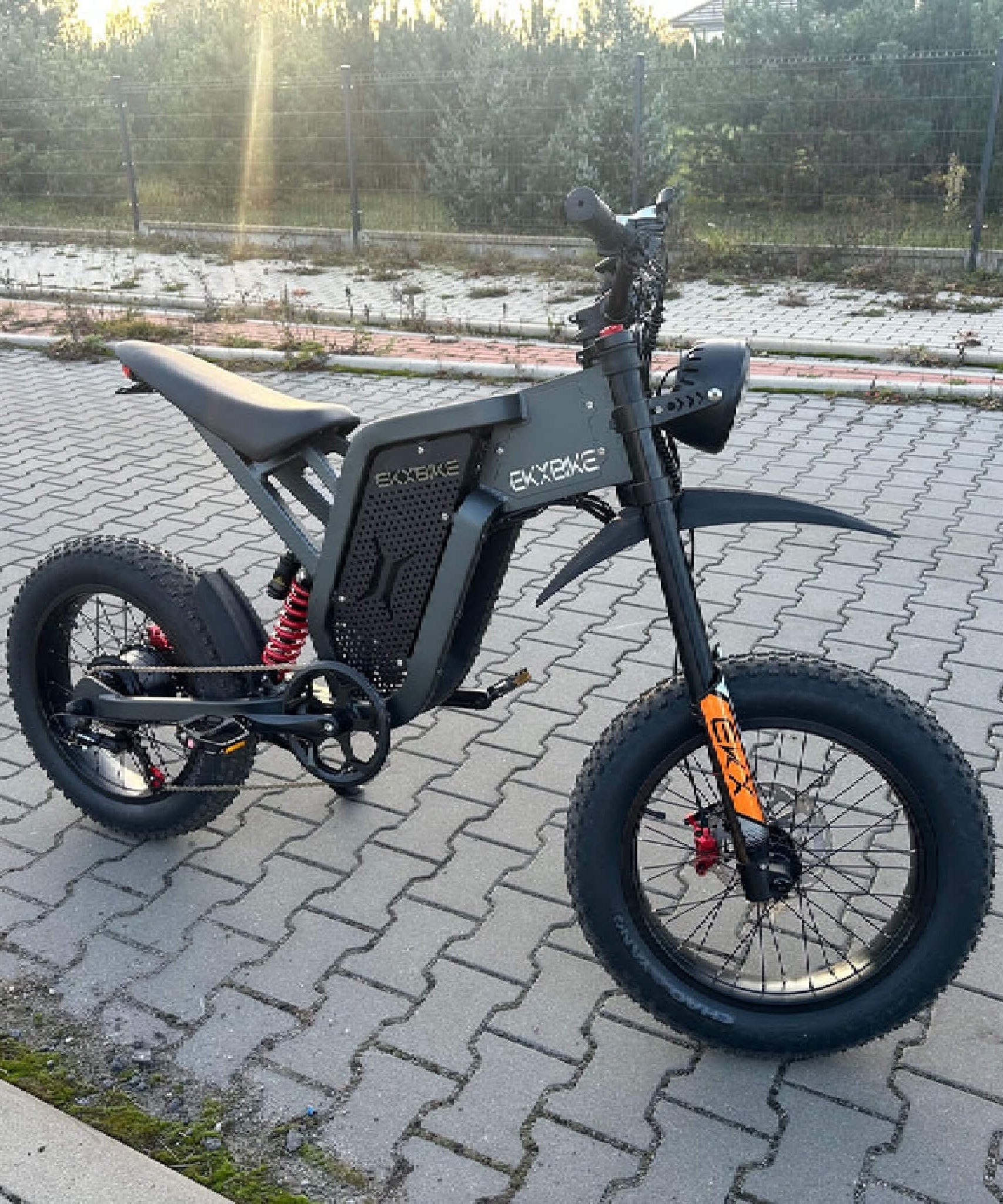 EKX X21 2000W 48V/35AH Premium Electric Off-Road Mountain Dirt Bike (SAK92745)