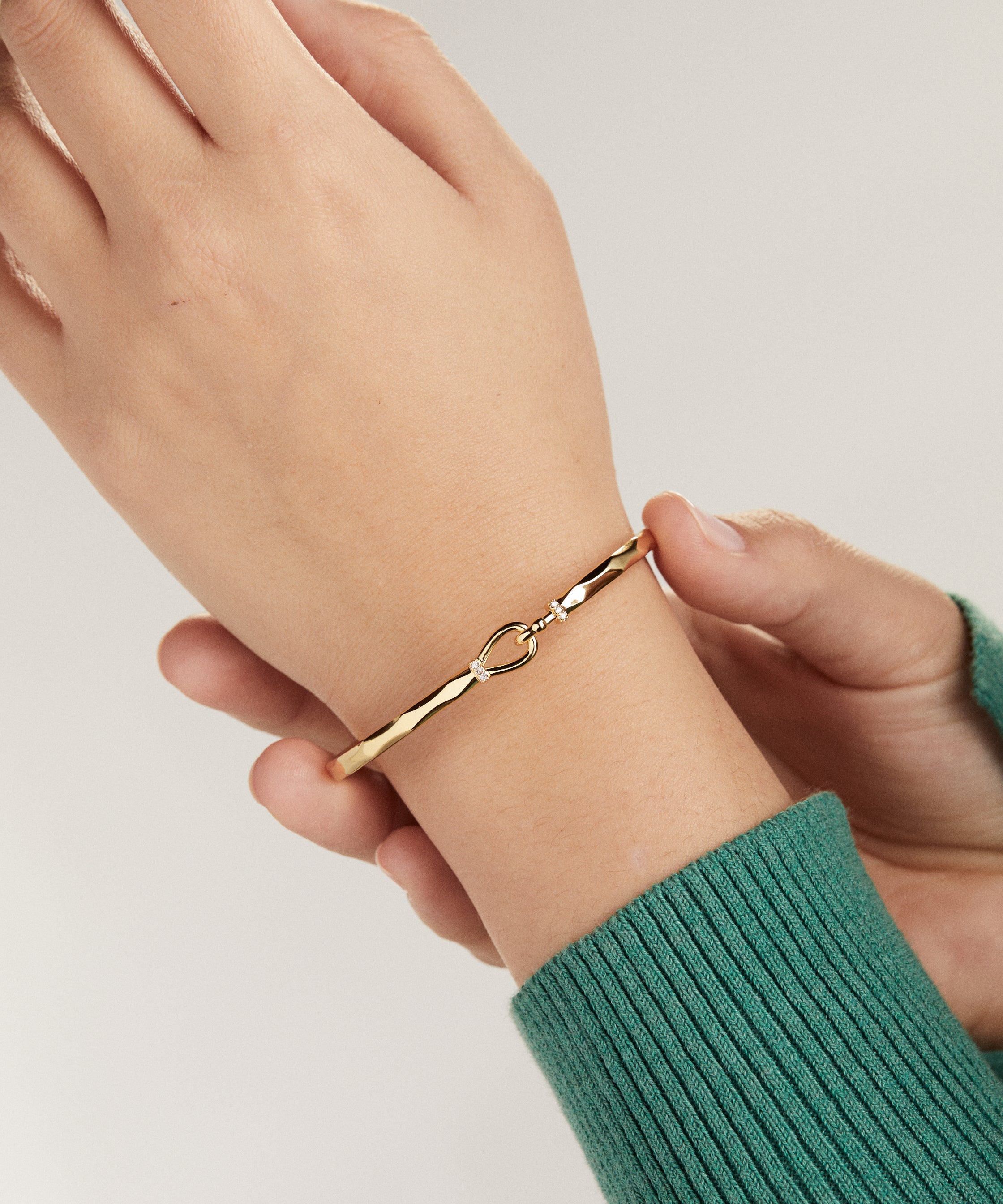 Faceted Hook Tension Bracelet