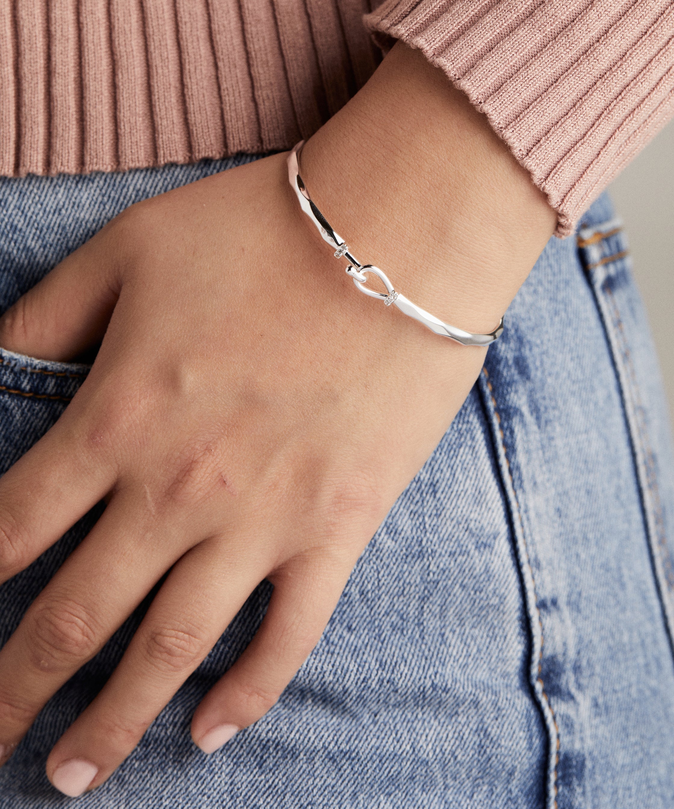 Faceted Hook Tension Bracelet