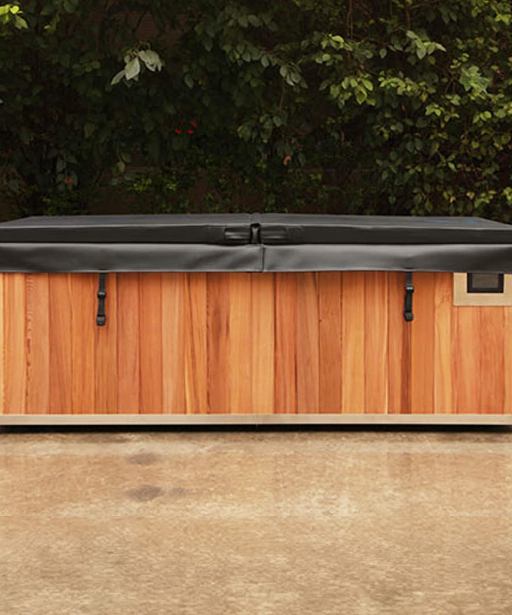 Finnmark SoulCold™ Premium 1-Person Cold And Hot Plunge With Cover (SAK85319)