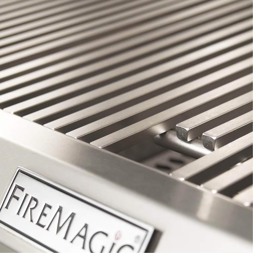 Fire Magic Aurora 30-Inch Multi-User Built-In Grill With Analog Thermometer & Rotisserie Kit [A540I-8EAN/P] (SAK14578)