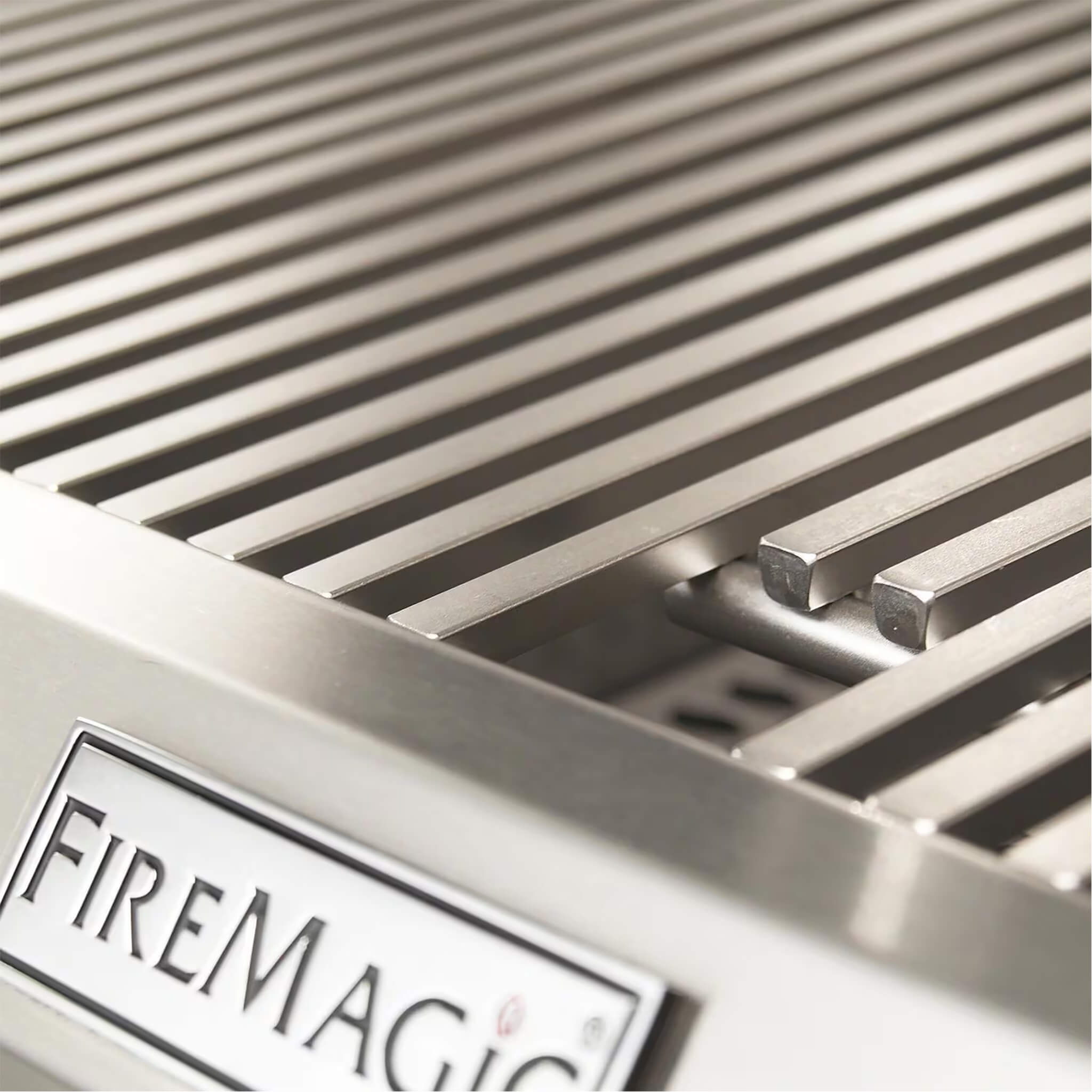 Fire Magic Choice 36-Inch Multi-User Built-In Grill With Analog Thermometer [CM650I-RT1N/P] (SAK15978)