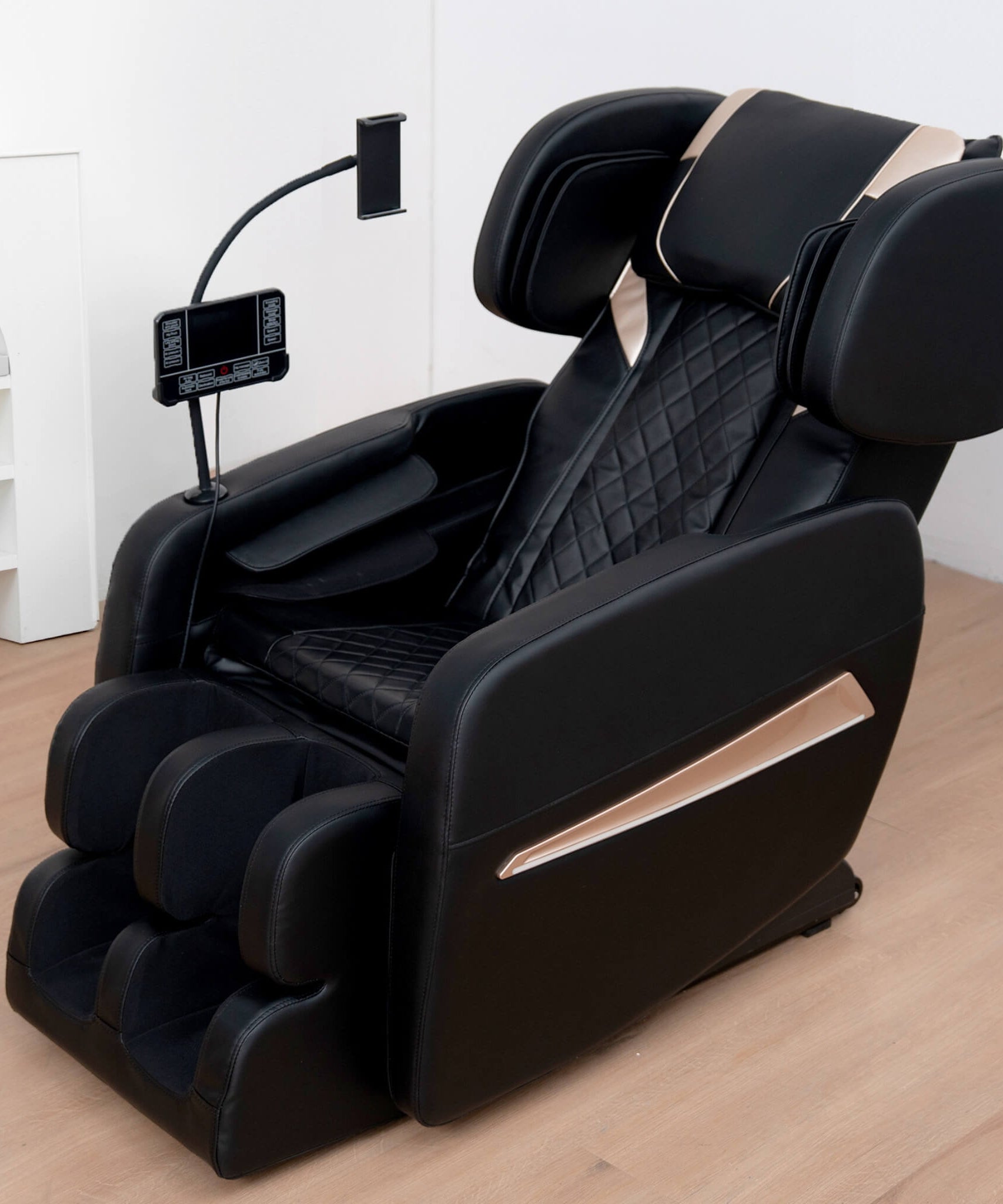 Airvana Nocturne Full-Body Zero-Gravity Massage Chair With Retractable Footrest (SAK40593)