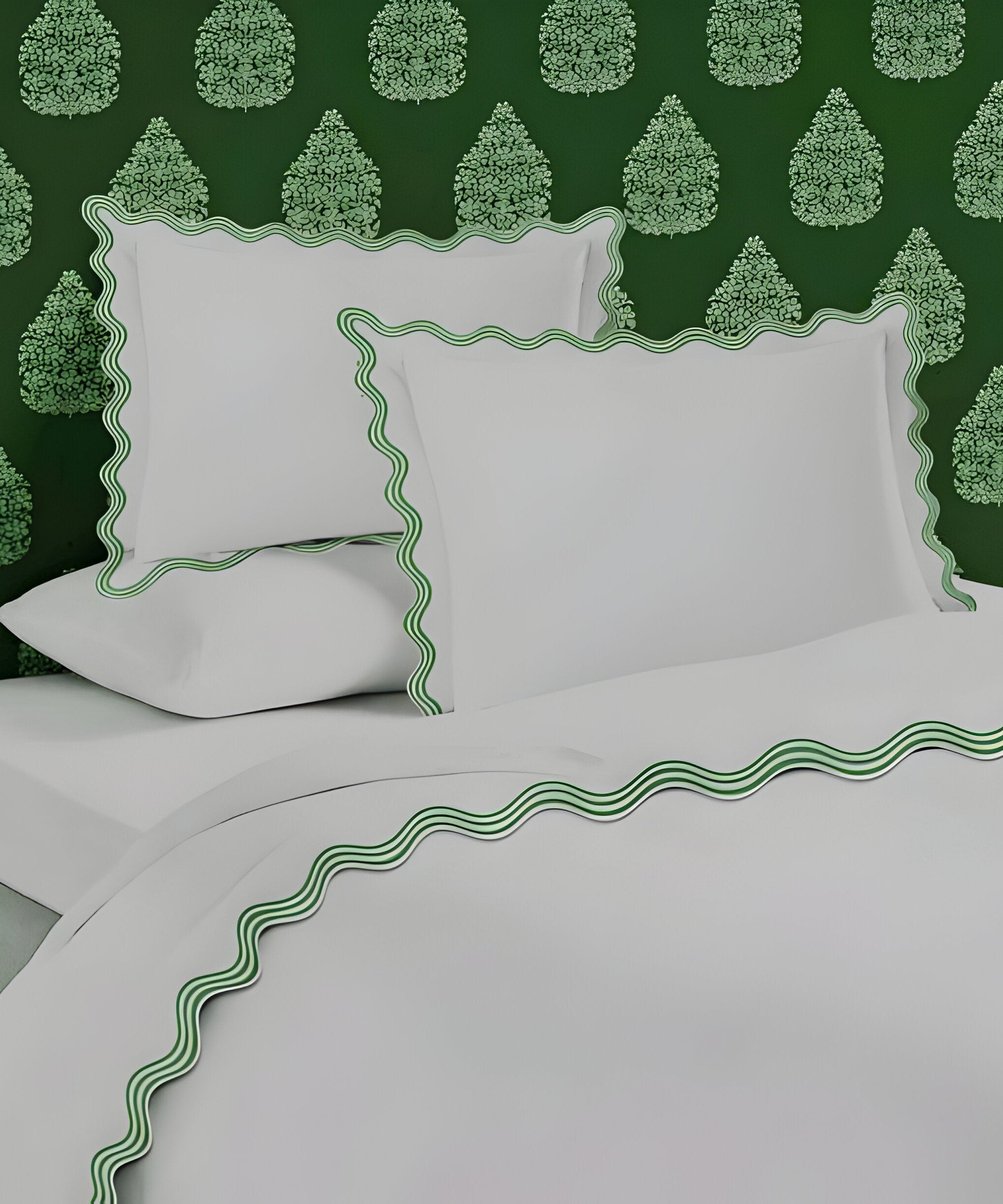 400TC Cotton Sateen Triple Scallop Embroidery Duvet Cover Set