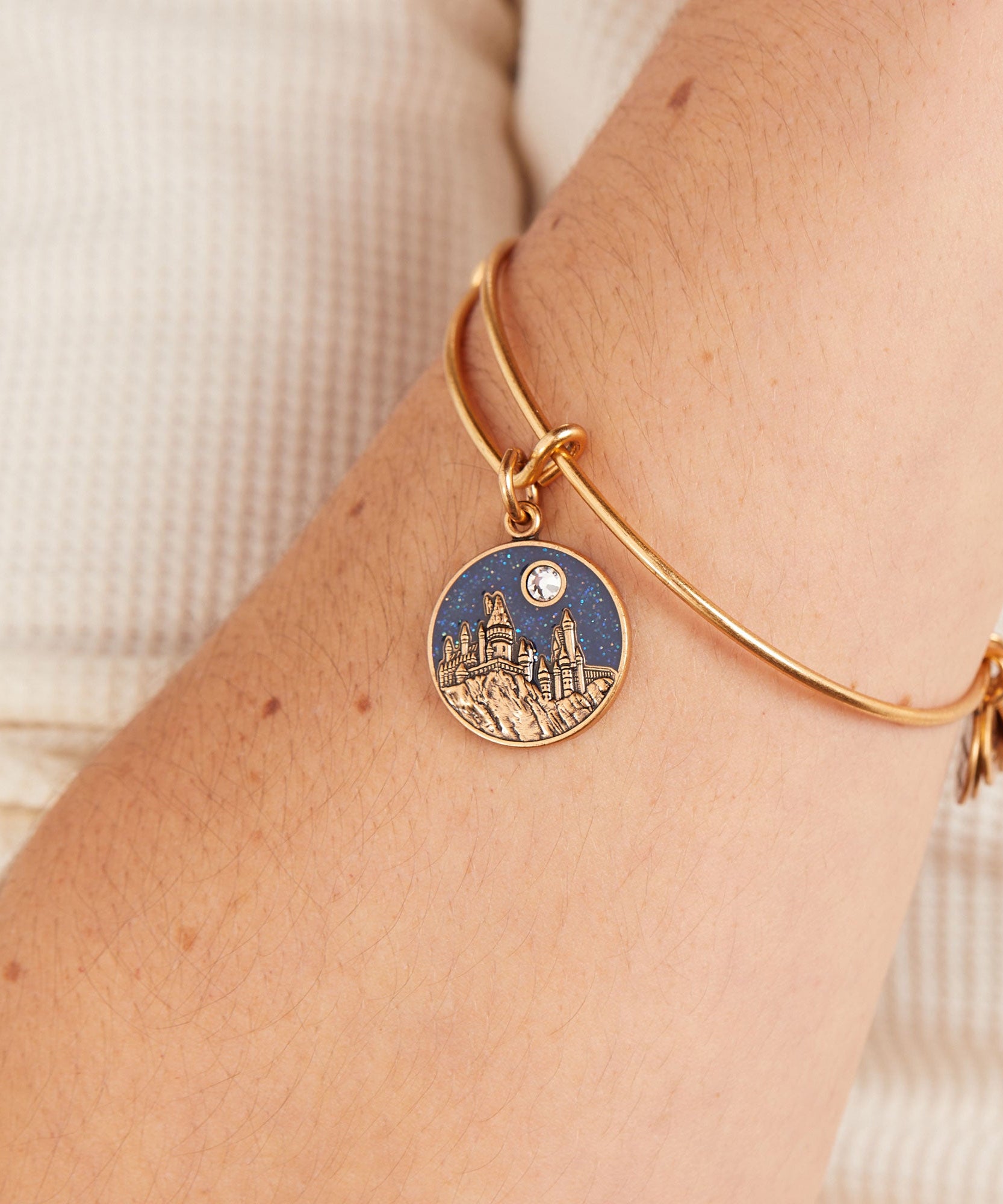 Harry Potter™ Hogwarts™ Castle Charm Bangle