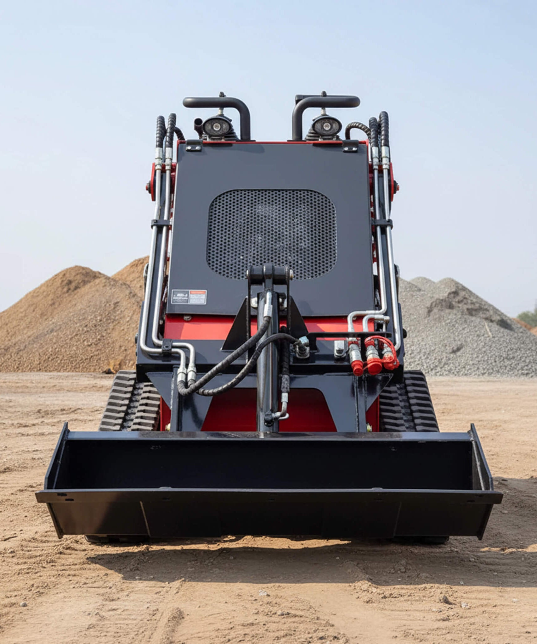 Heavy-Duty 13.5HP Mini Crawler Skid Steer Loader With Bucket (SAK39052)