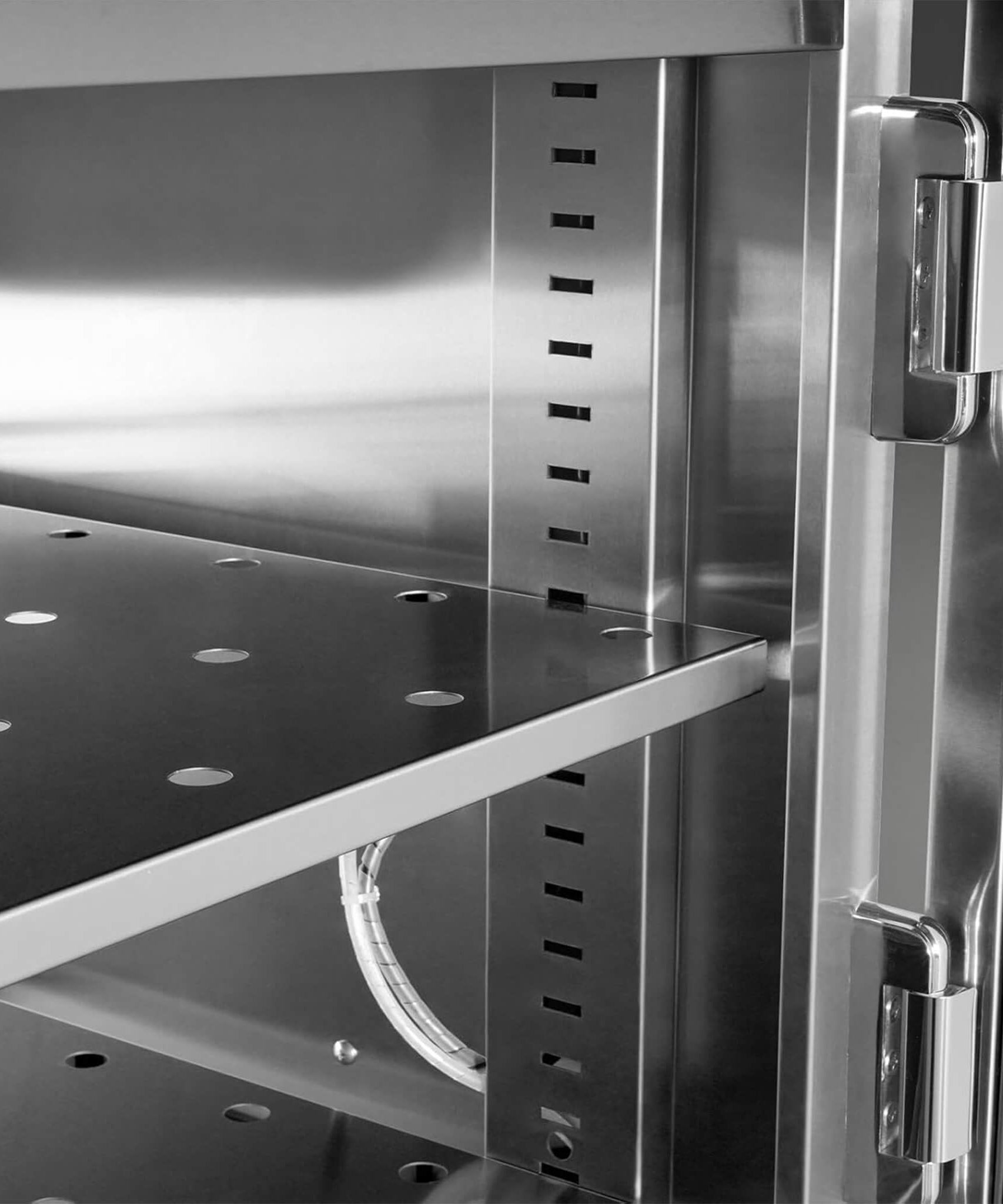 Heavy-Duty 377-Gallon Stainless Steel Nitrogen Dry Cabinet [1-60% RH] (SAK48625)