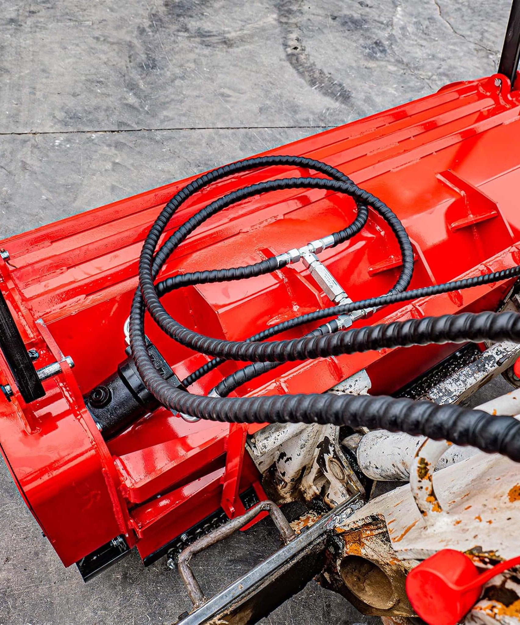 Heavy-Duty 60-Inch Hydraulic Forestry Mulcher Skid Steer Loader Attachment (SAK50792)