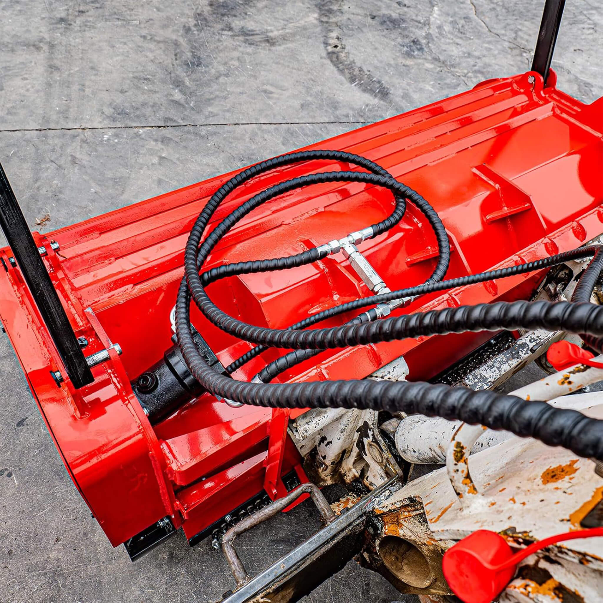 Heavy-Duty 60-Inch Hydraulic Forestry Mulcher Skid Steer Loader Attachment (SAK50792)