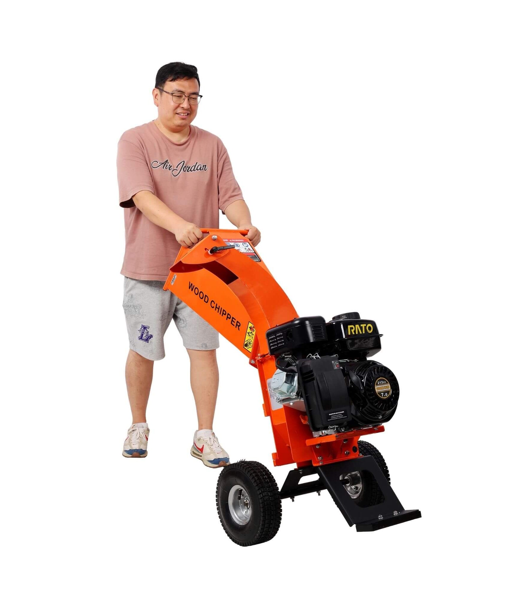 Heavy-Duty 7HP 212CC Gas Wood Chipper Shredder Mulcher (SAK59184)